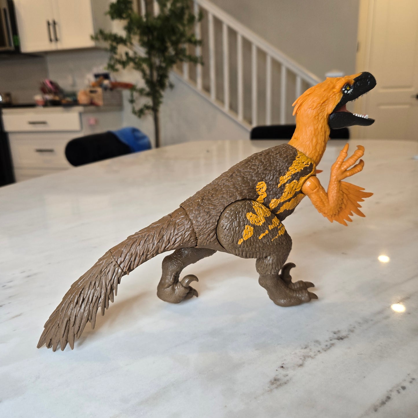 feather bird dino