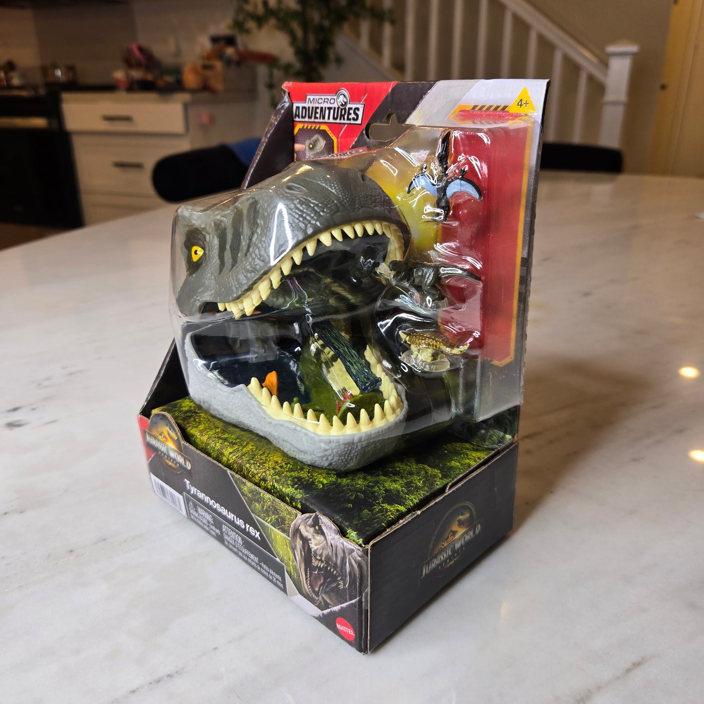 mini tyrano playset
