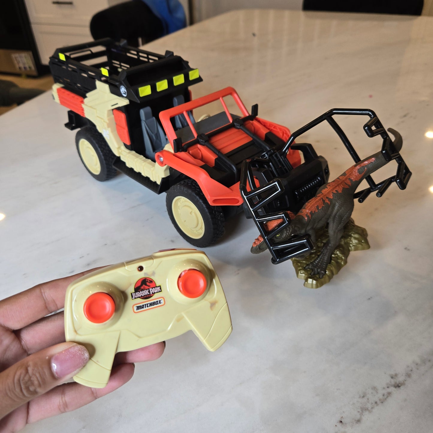 rc dino jeep