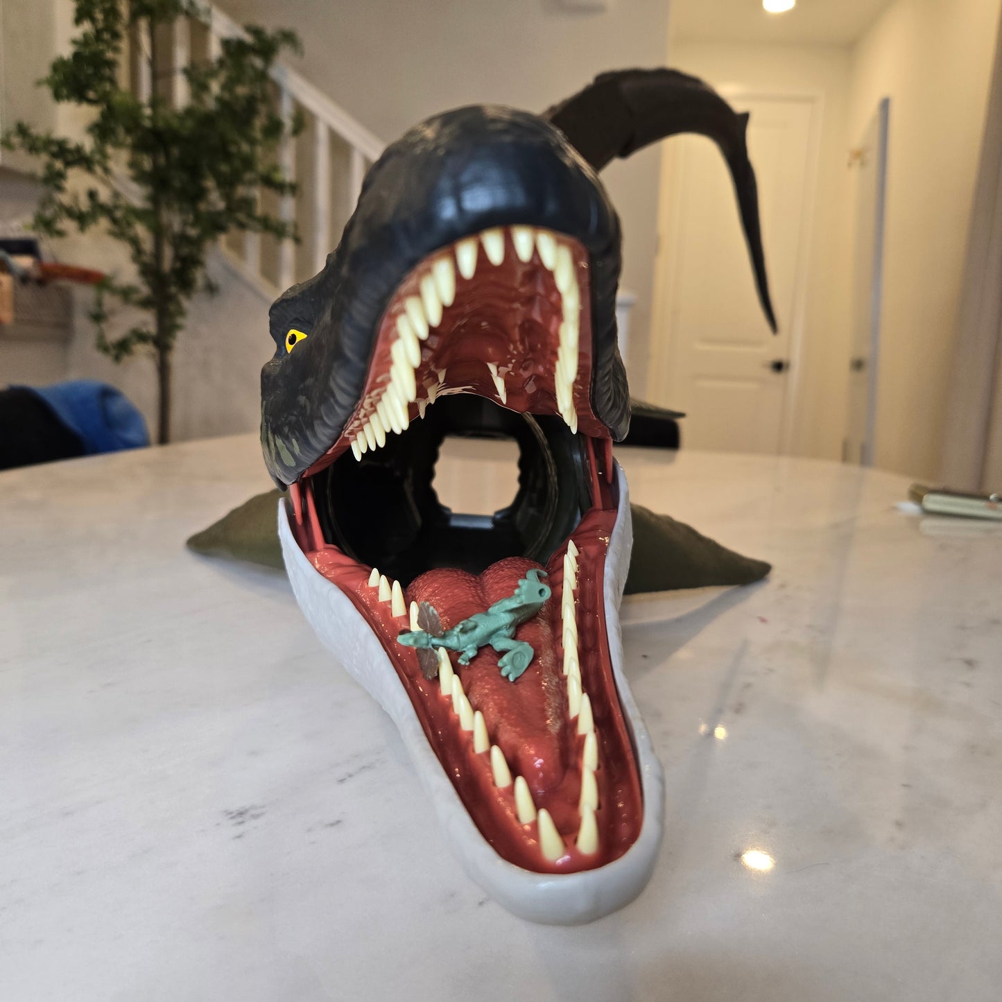 GIANT mosasaurus