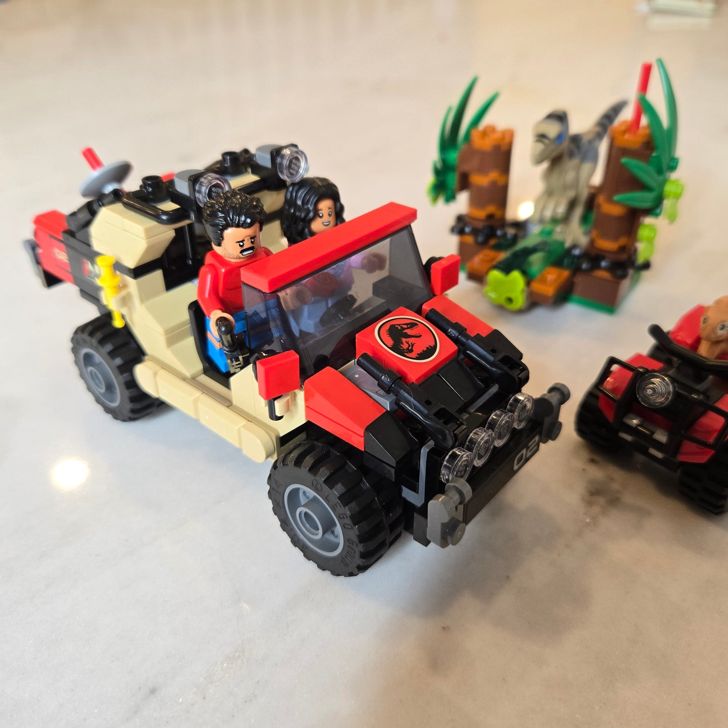PREBUILT dino jeep set