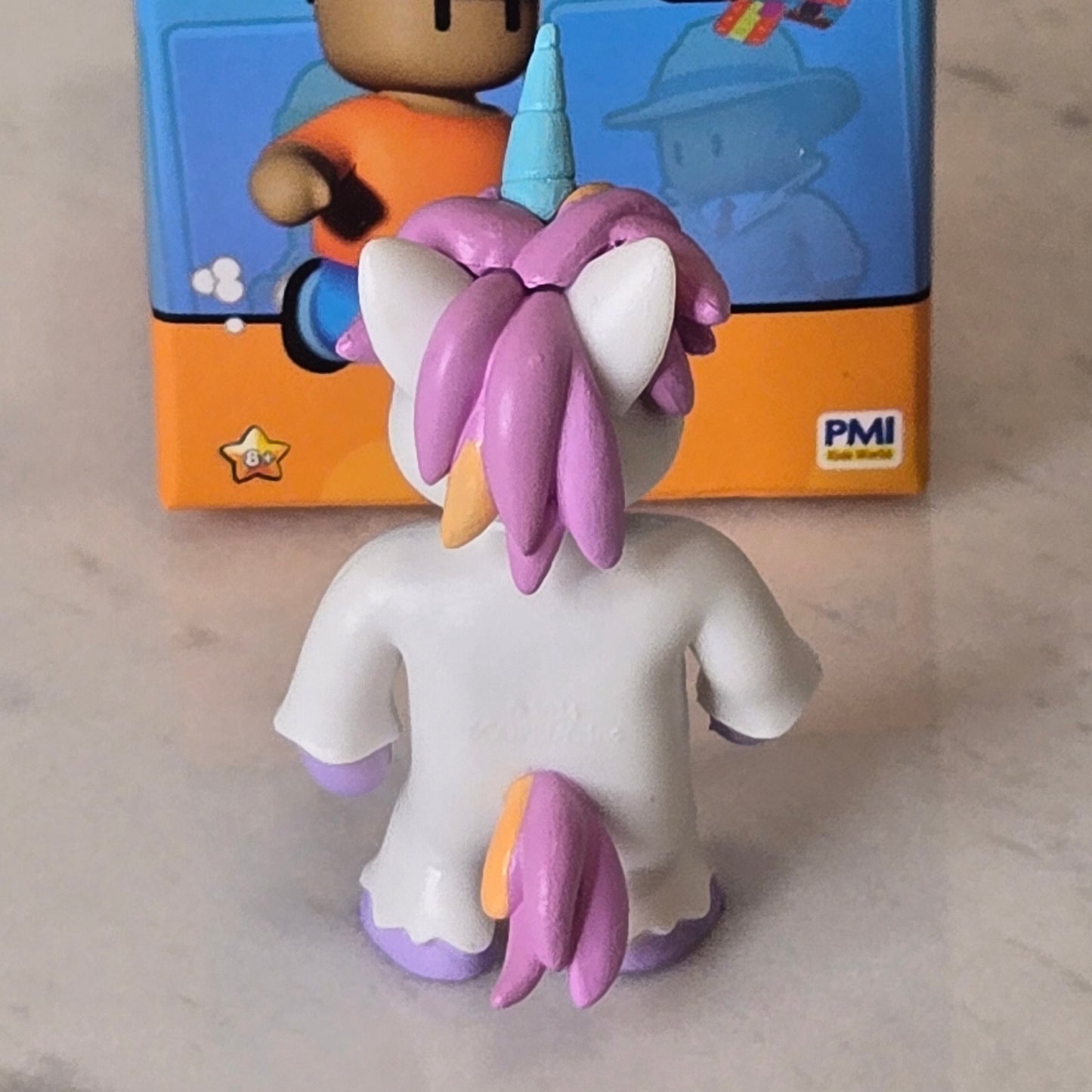 stumble guys unicorn figure