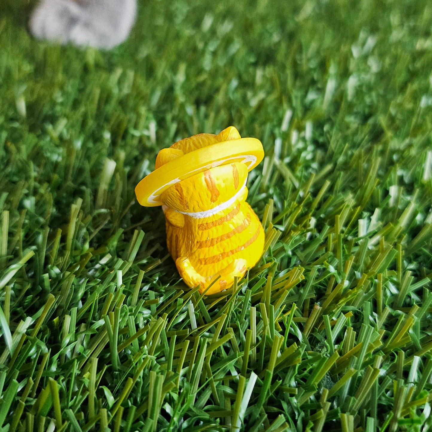 sitting lemon mofusand cat