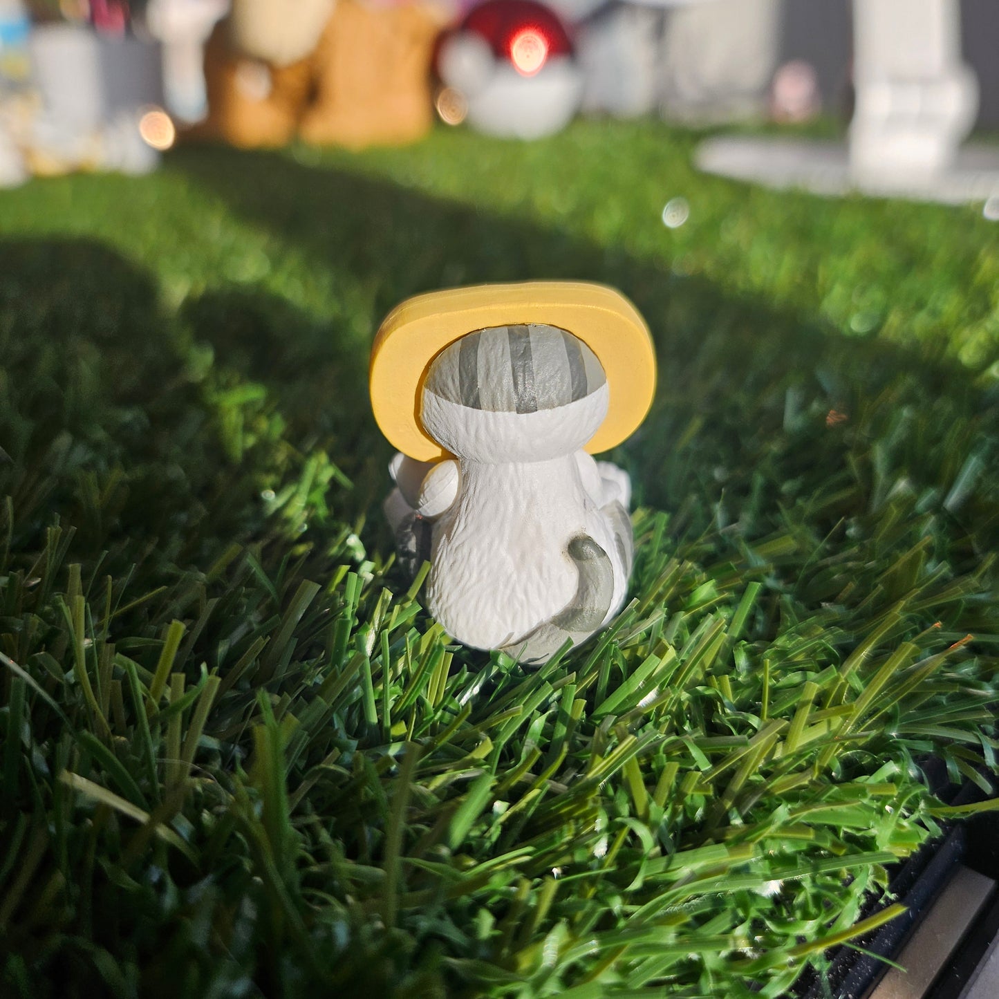 sitting roll cakemofusand cat