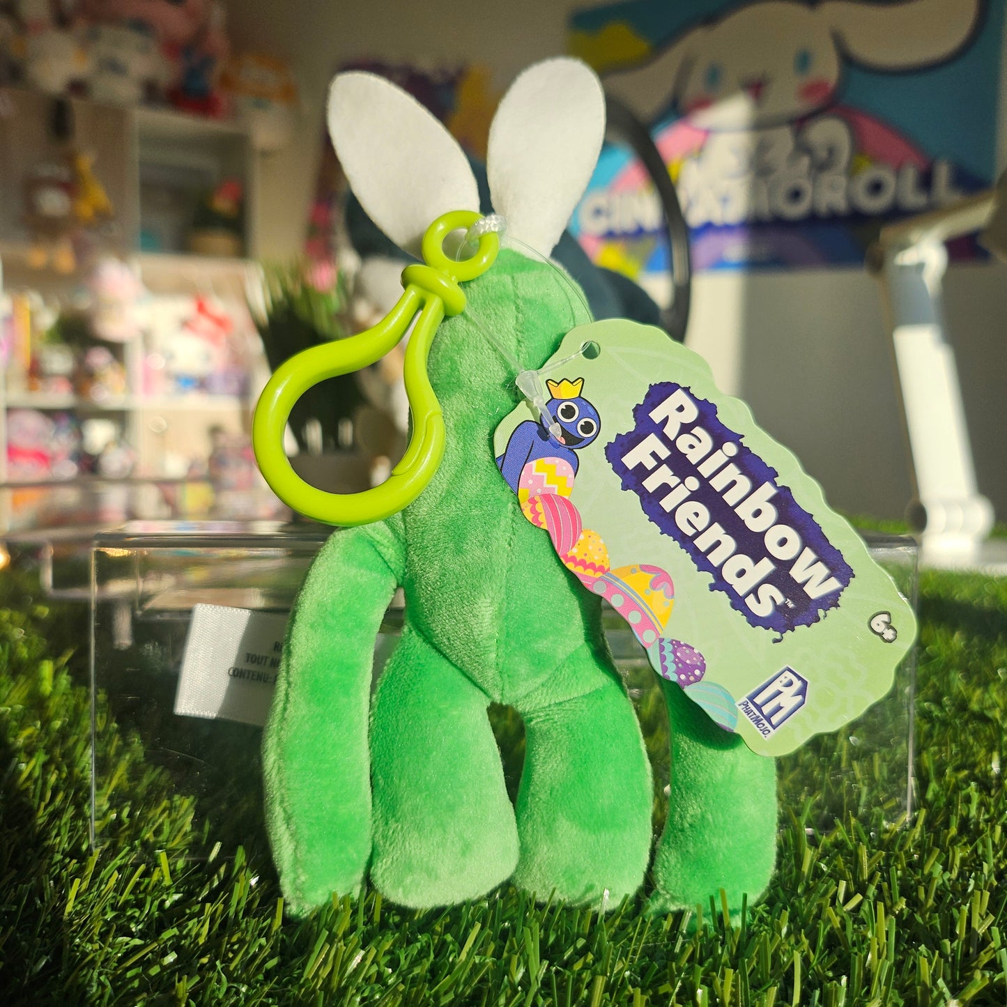 green rainbow friends keychain