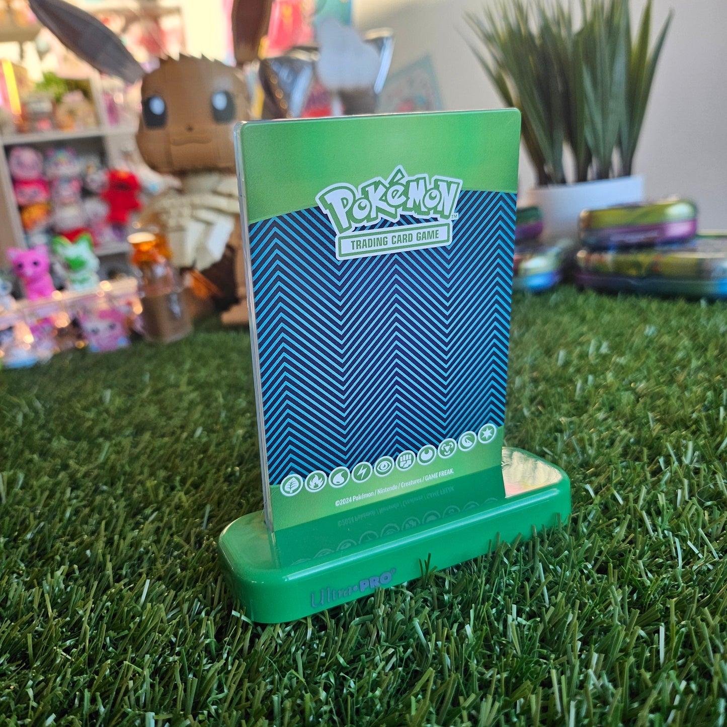 pokemon card holder (green)