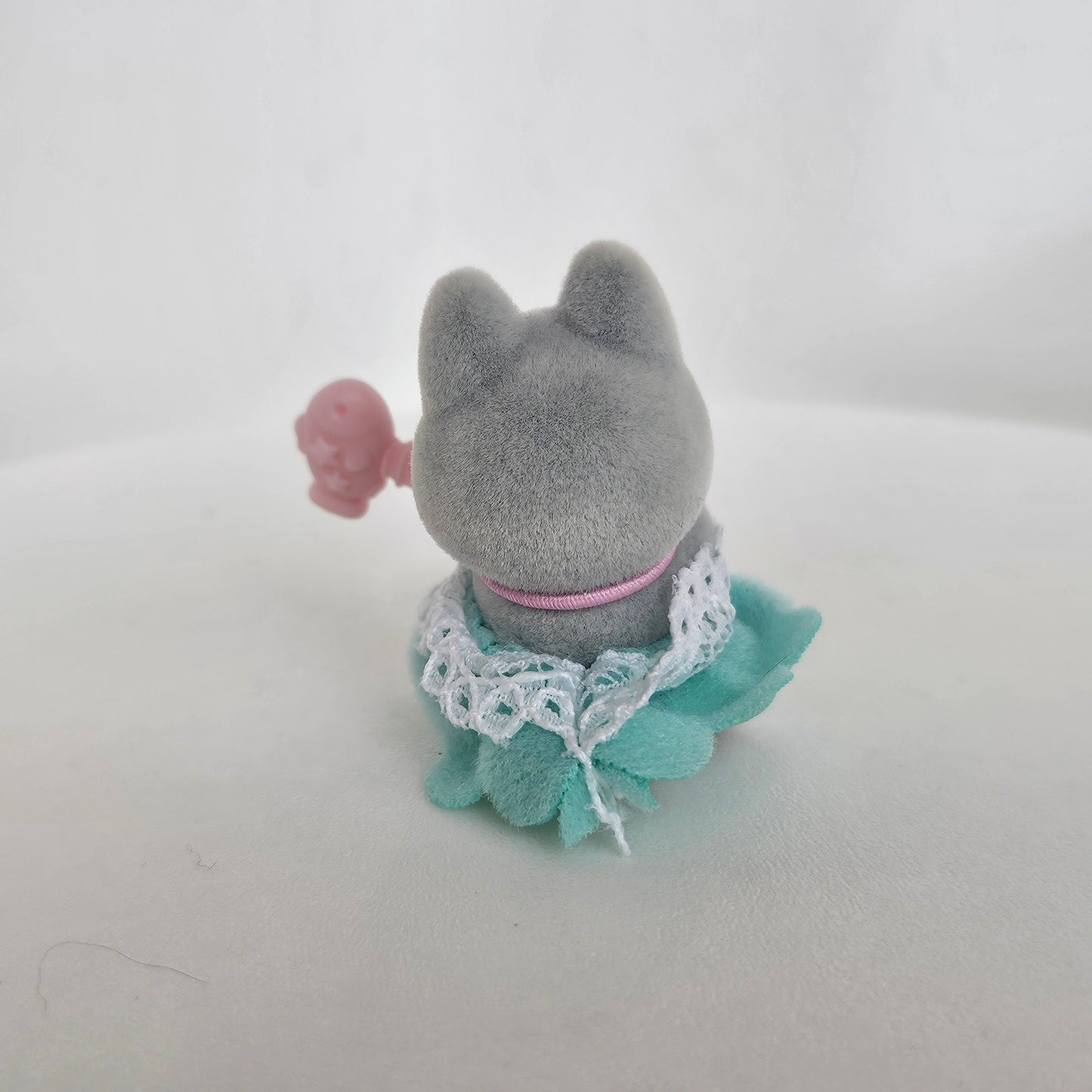 husky with fish rattle