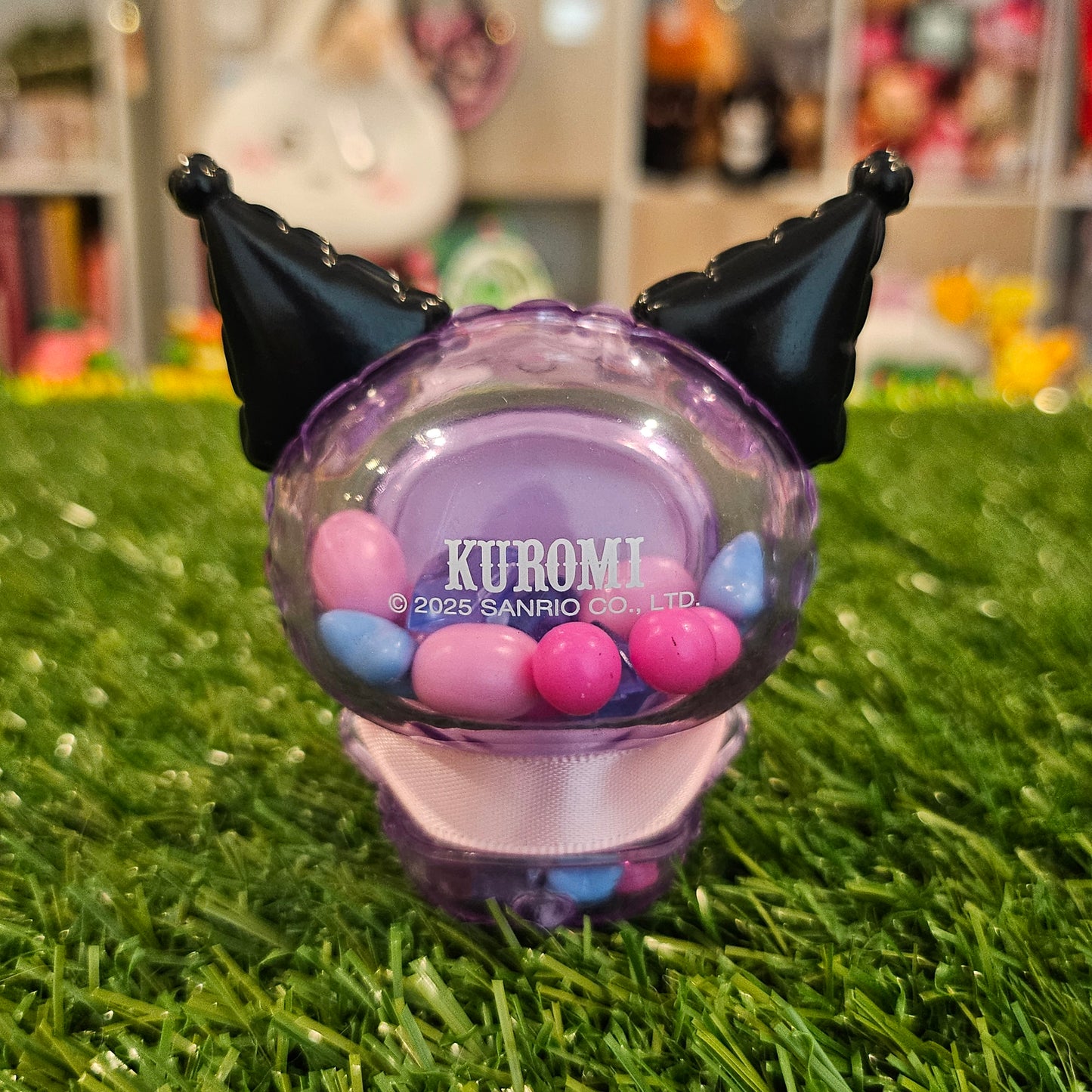 cheeky but charming balloon master shaker figure