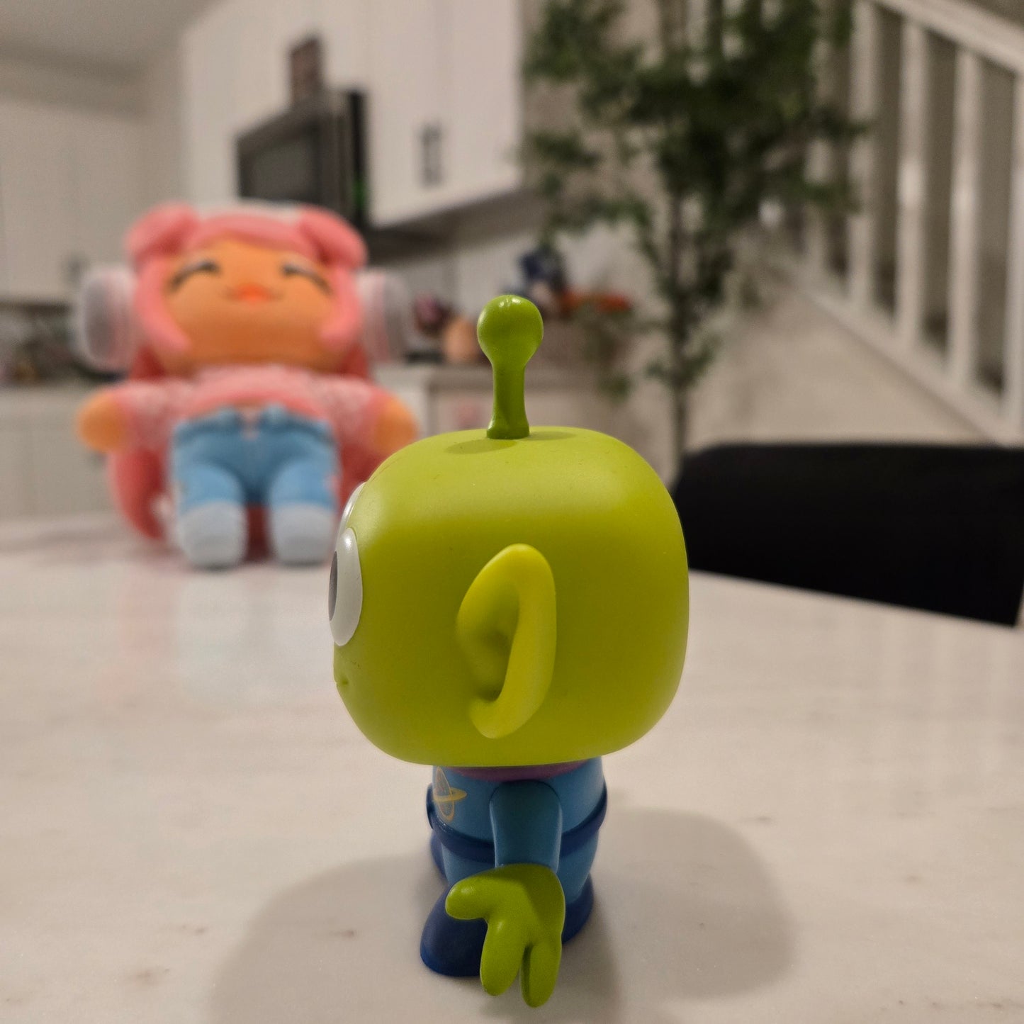 green alien pop