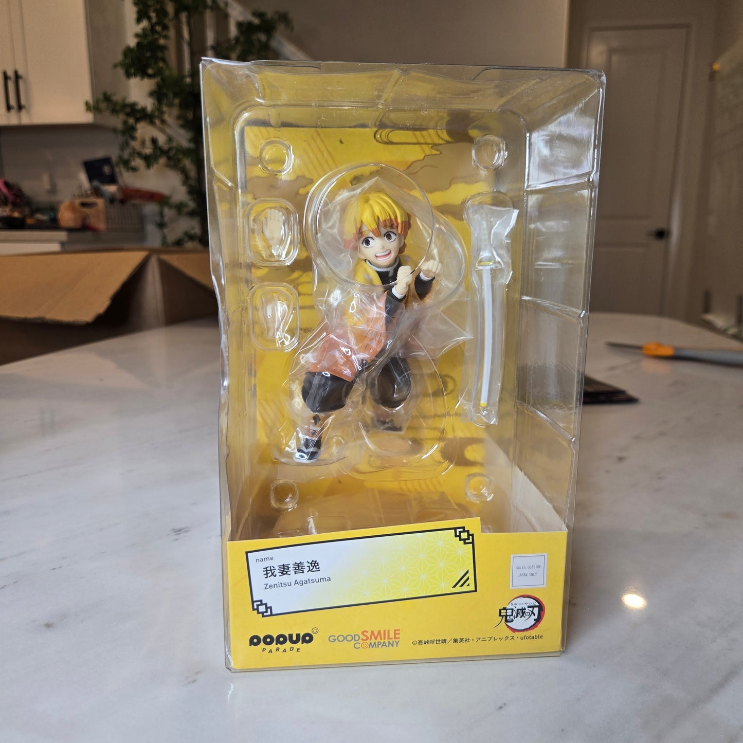 zenitsu demon slayer figure