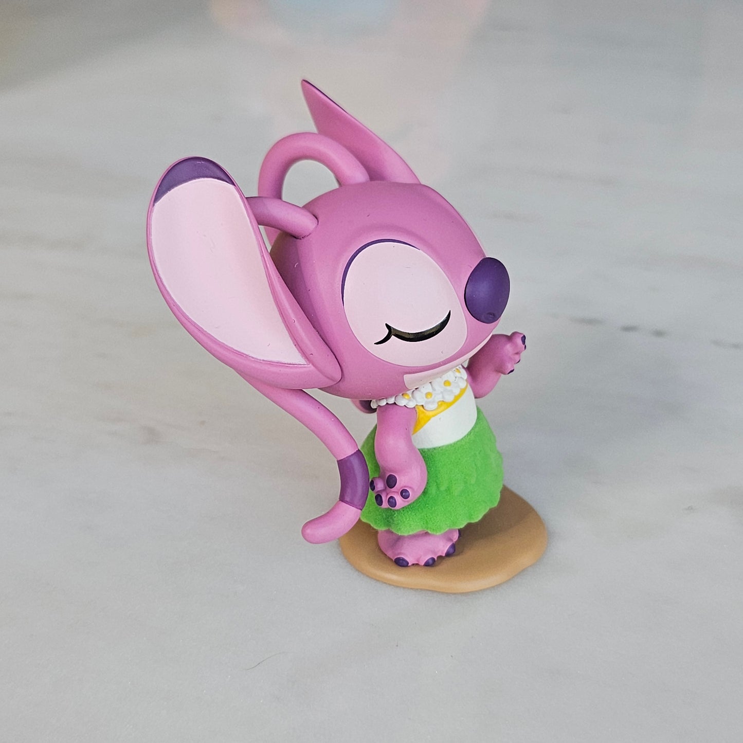hula pink dog popmart figure