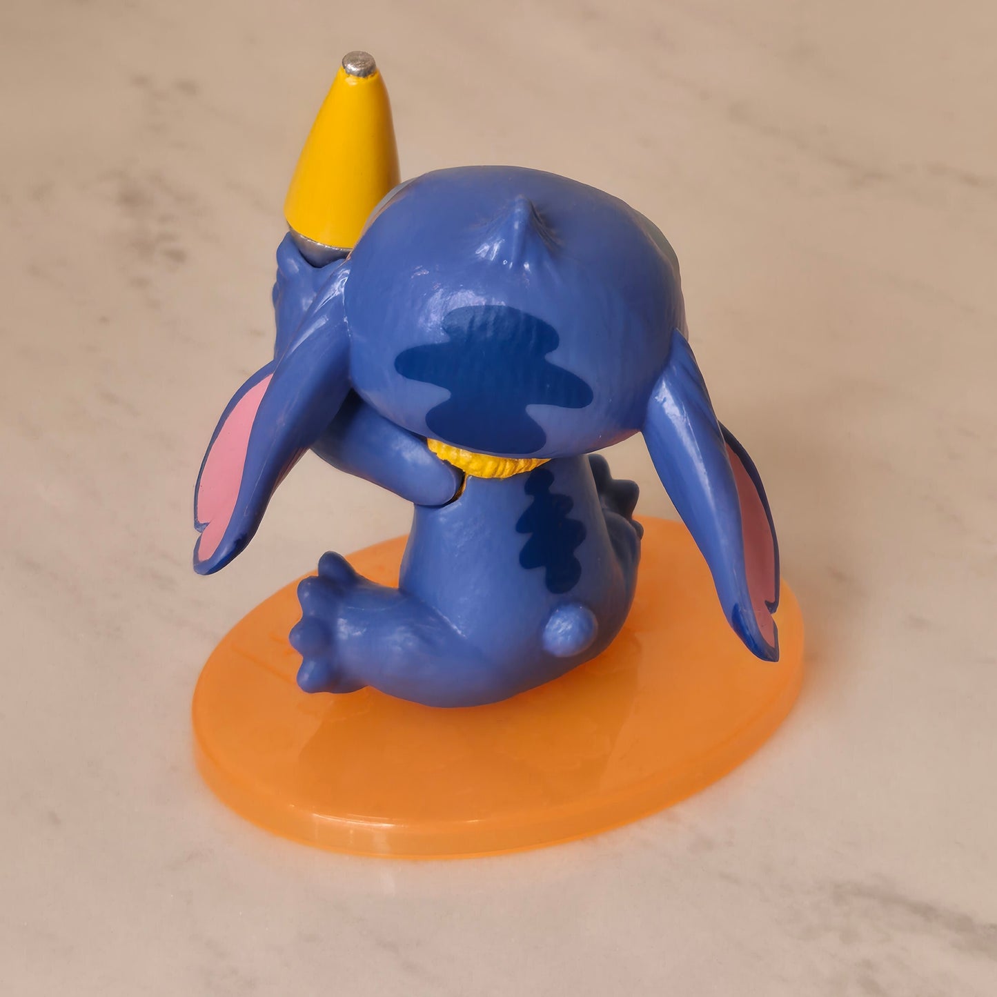 blue dog figure (lava lamp)