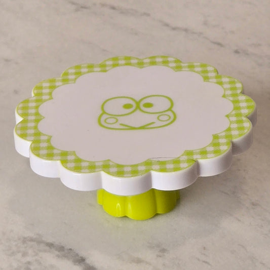 green frog miniverse table