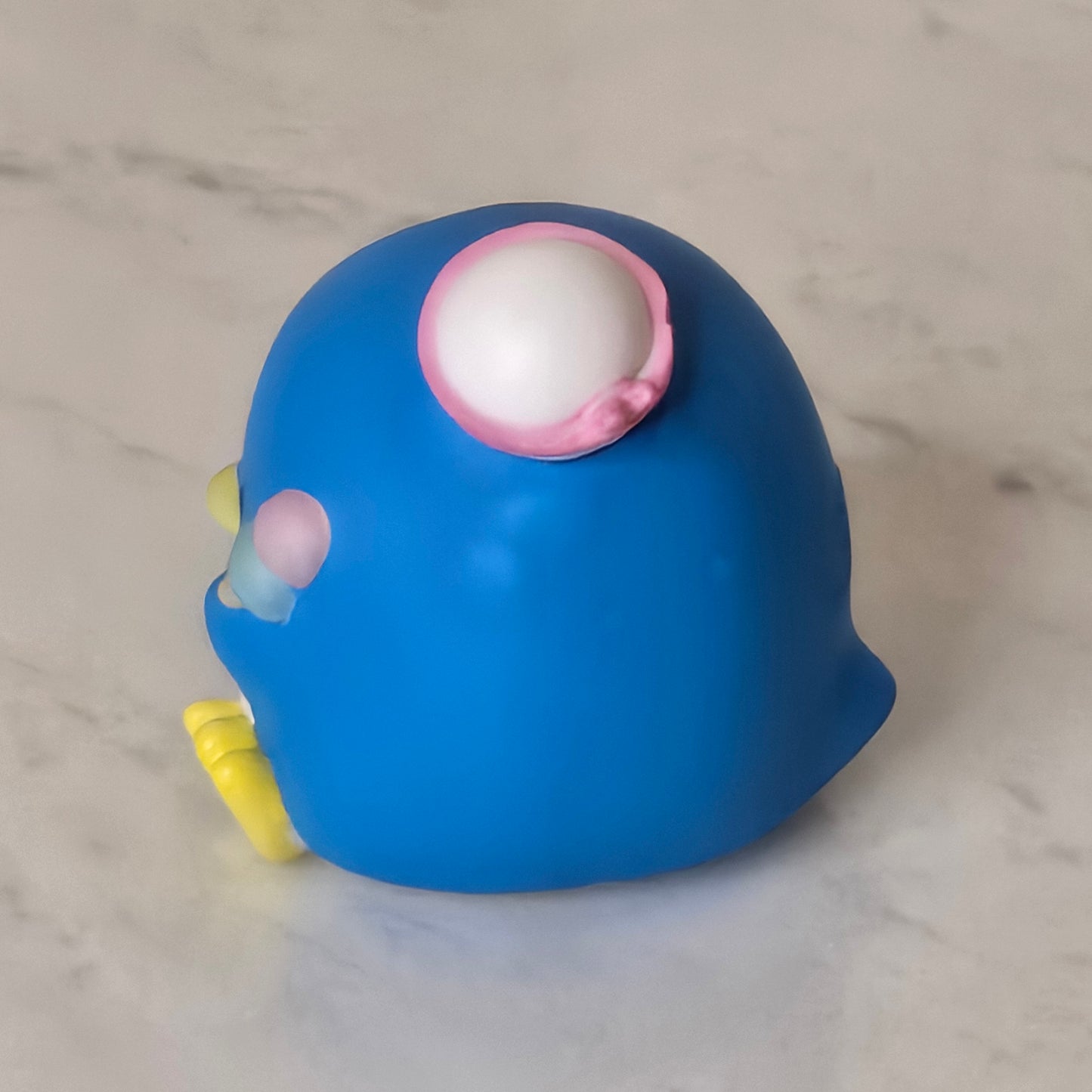 tuxedo penguin figure (ice cream)