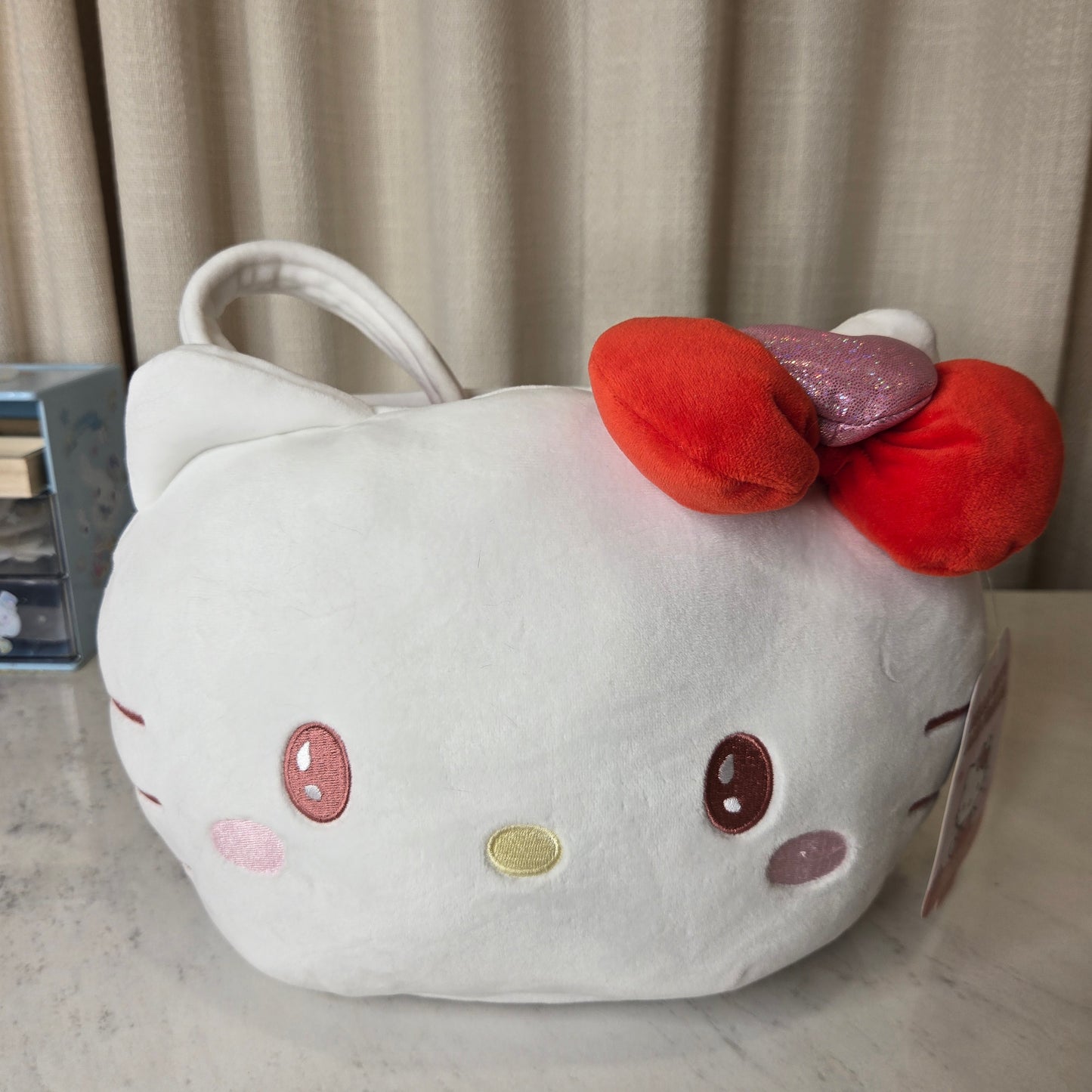 white cat goodie basket