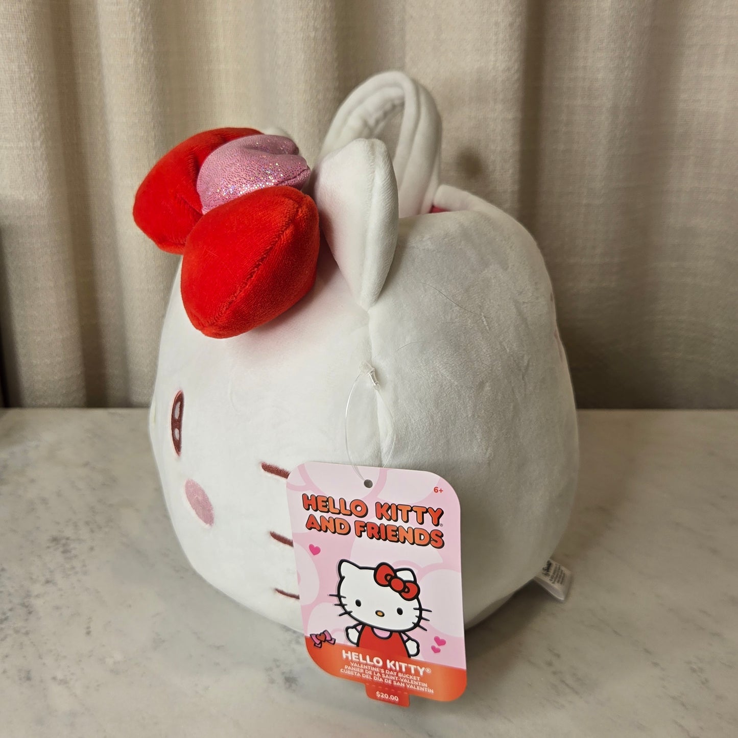 white cat goodie basket