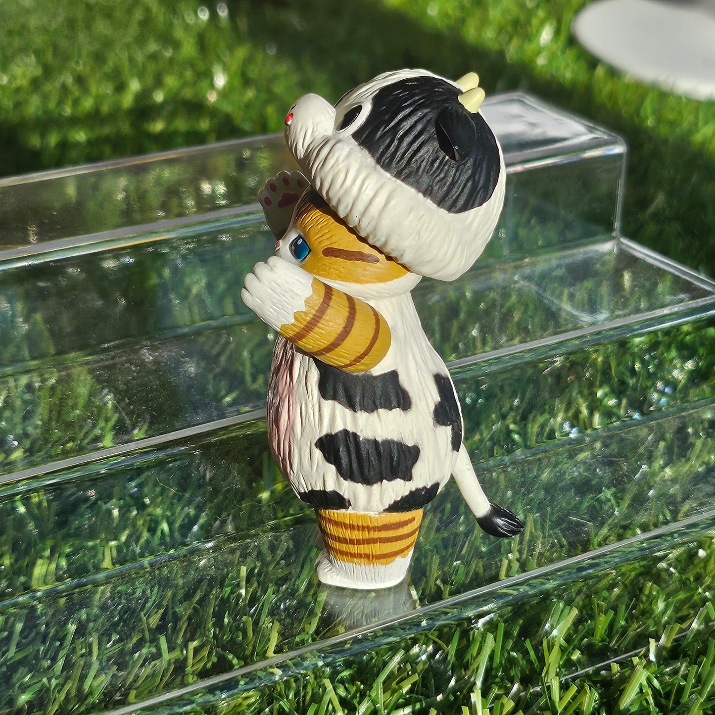 standing cow mofusand cat