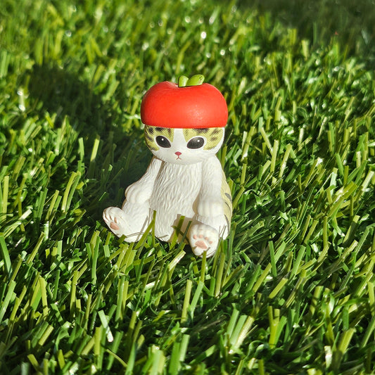 sitting apple mofusand cat