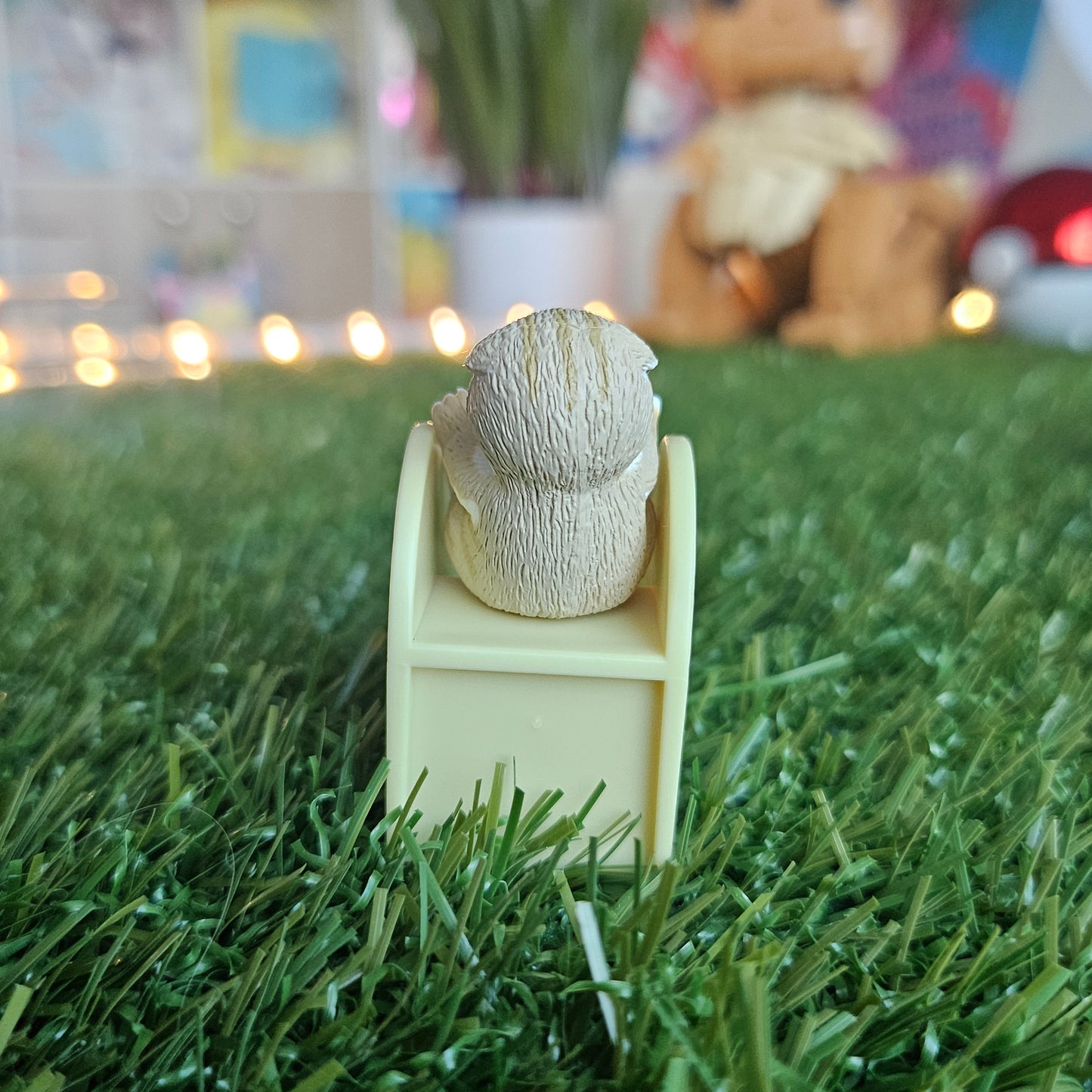 yellow slide mofusand cat