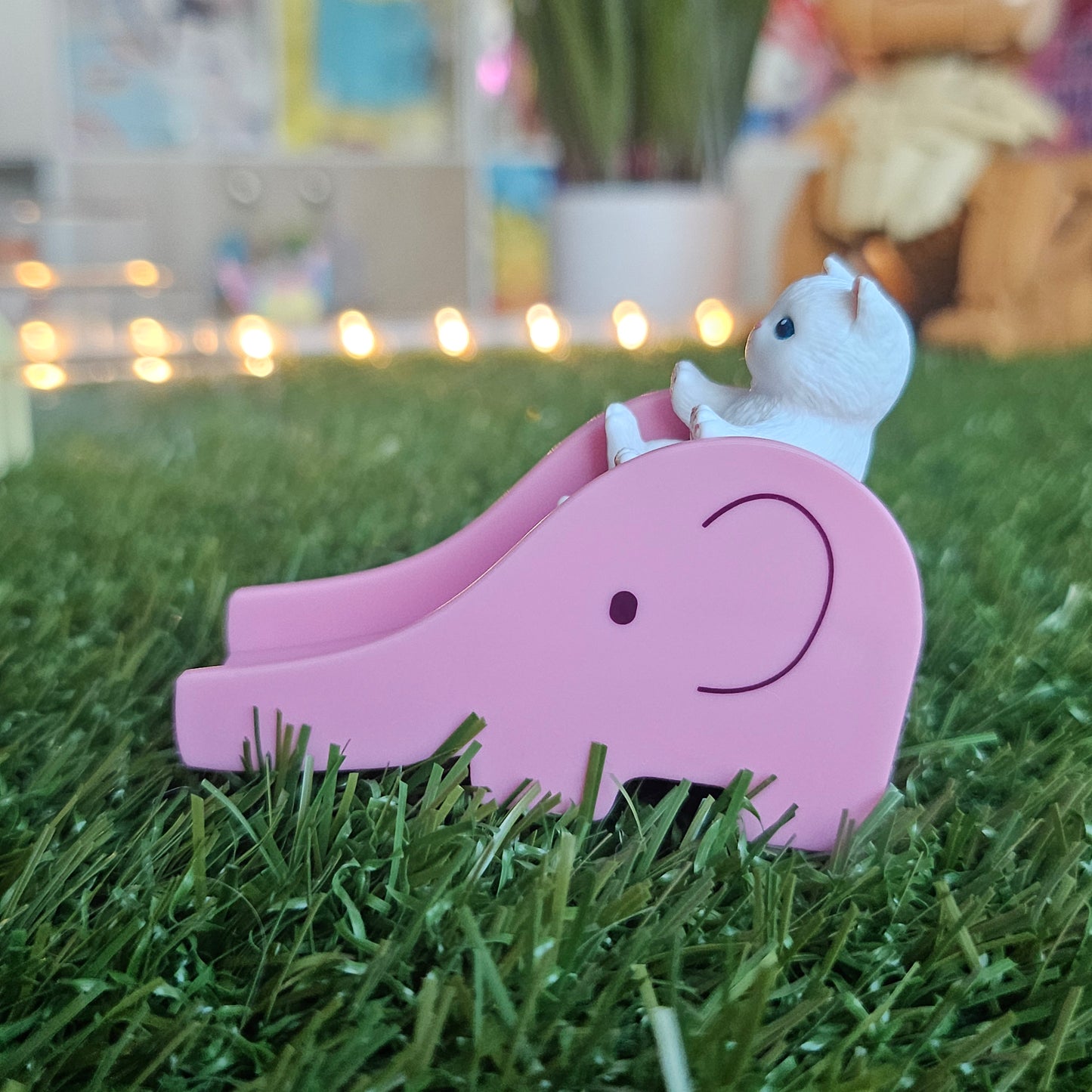 pink slide mofusand cat