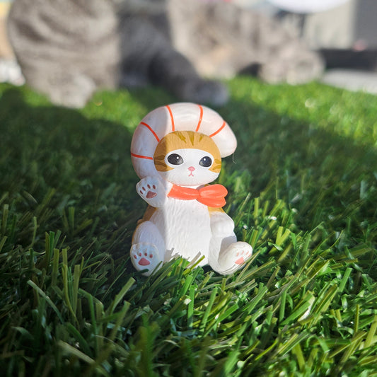 sitting shrimp mofusand cat