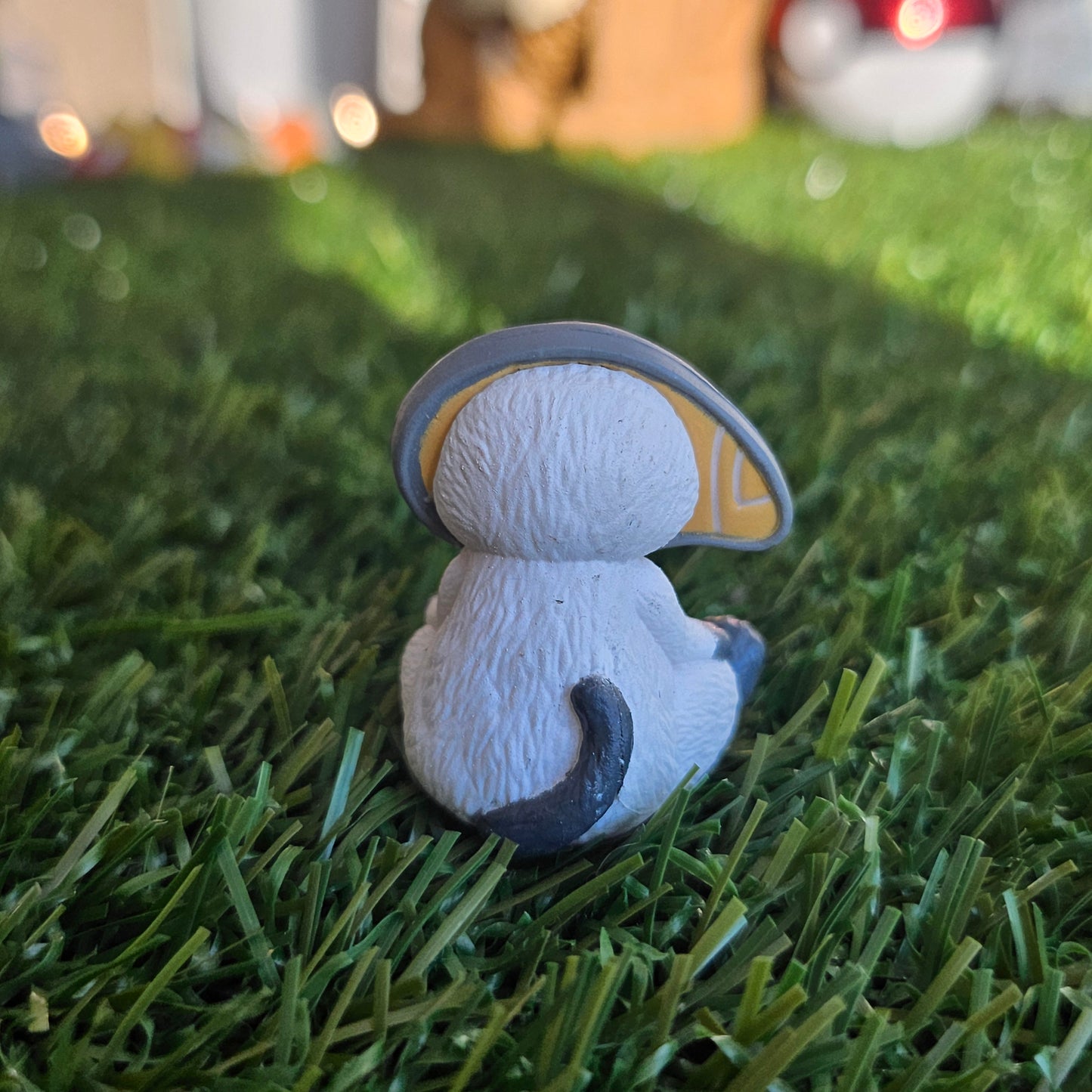 sitting salmon sushi mofusand cat