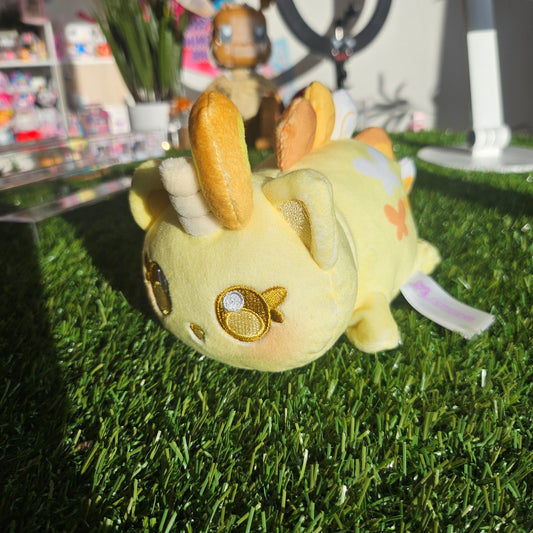 yellow unicorn aphmau cat