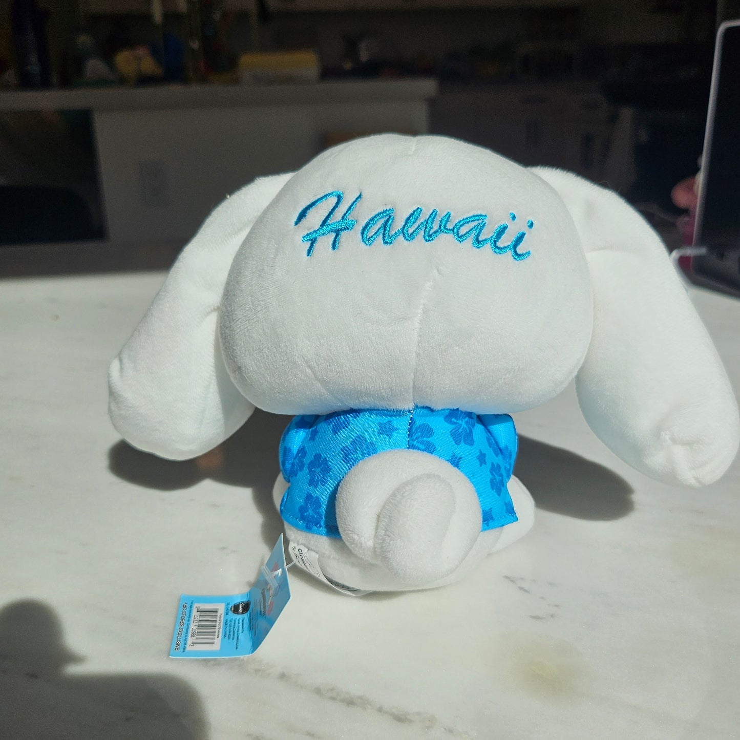 flying puppy hawaii plyshie