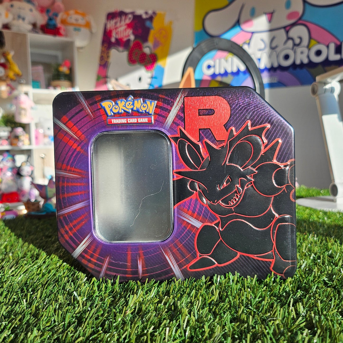 collectible tin (king)