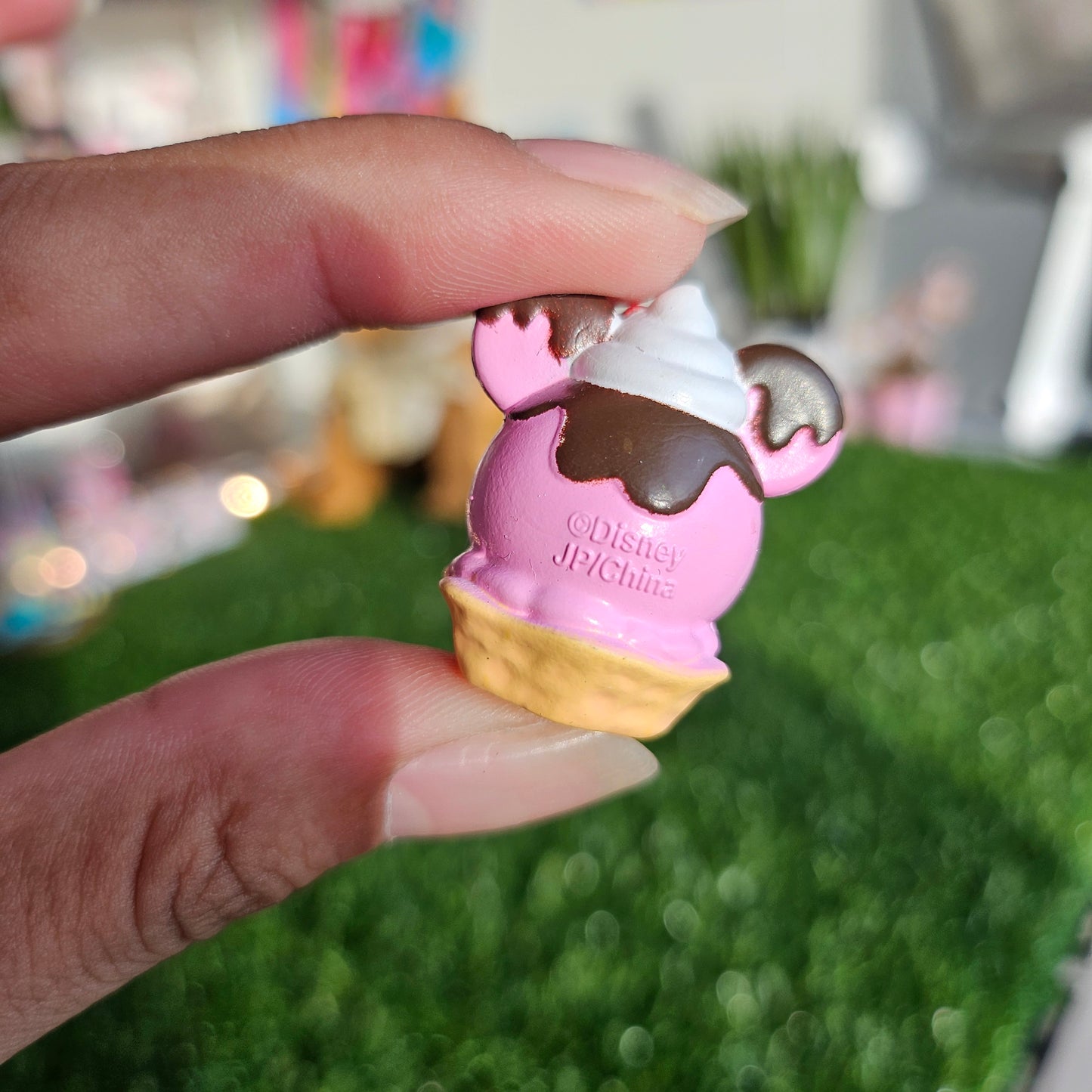 pink mouse ice cream