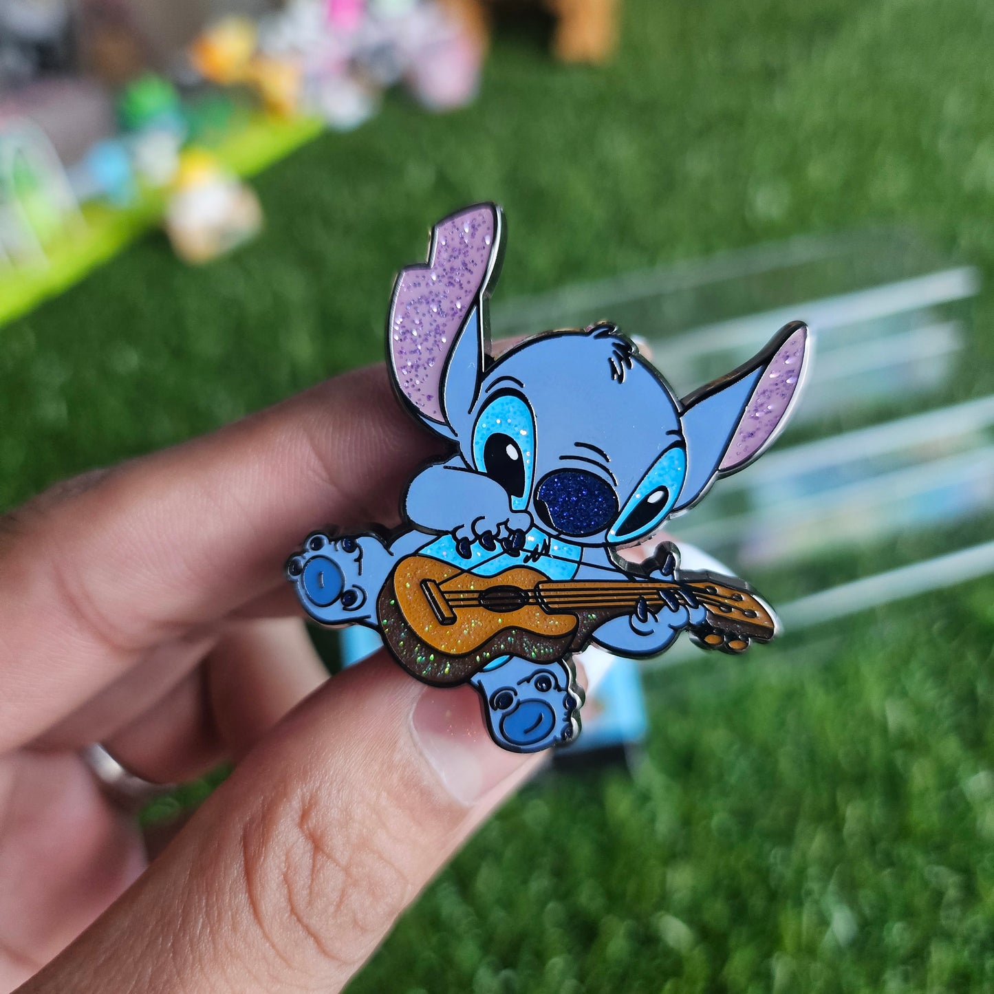 blue dog pin (ukulele)