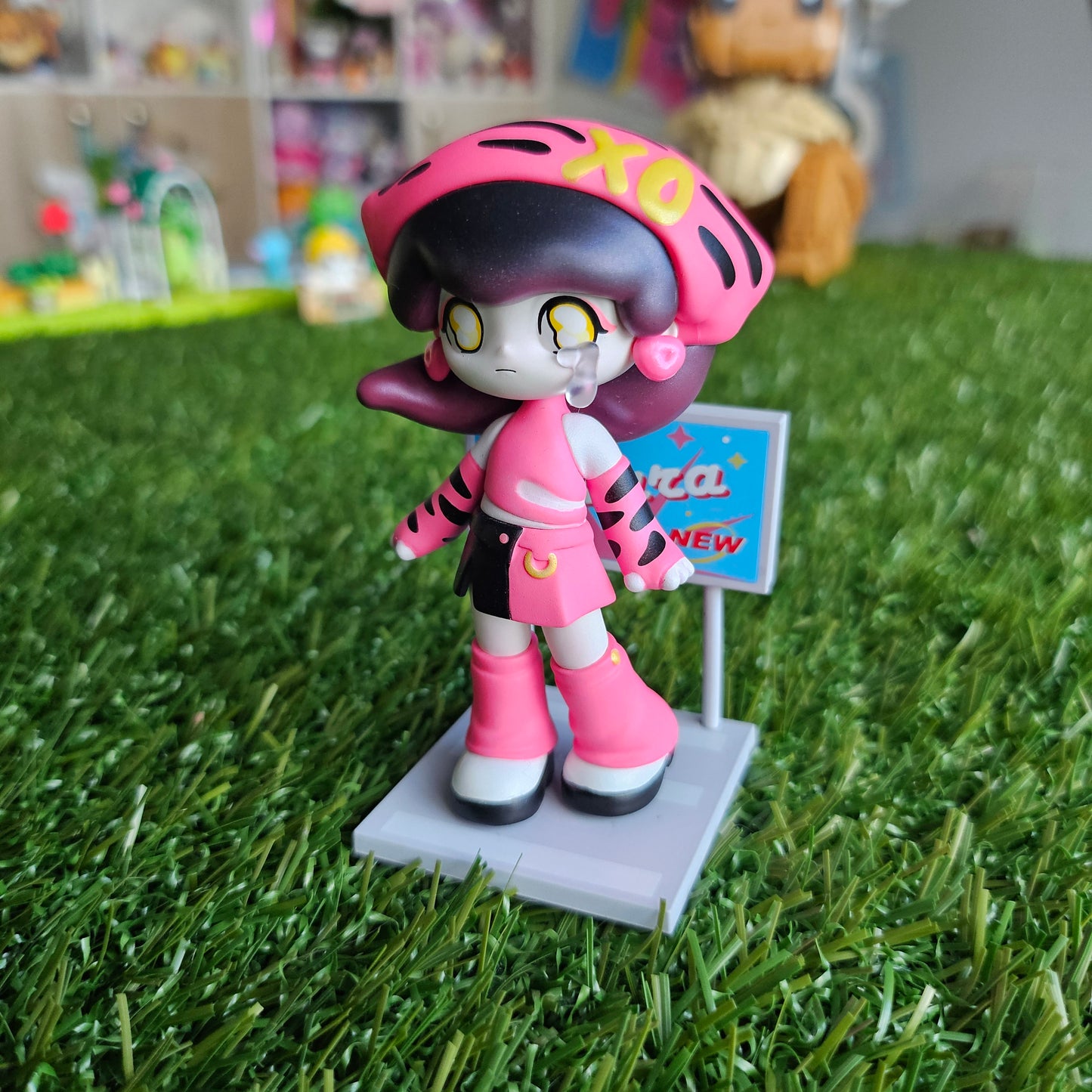 popmart azura (pink)