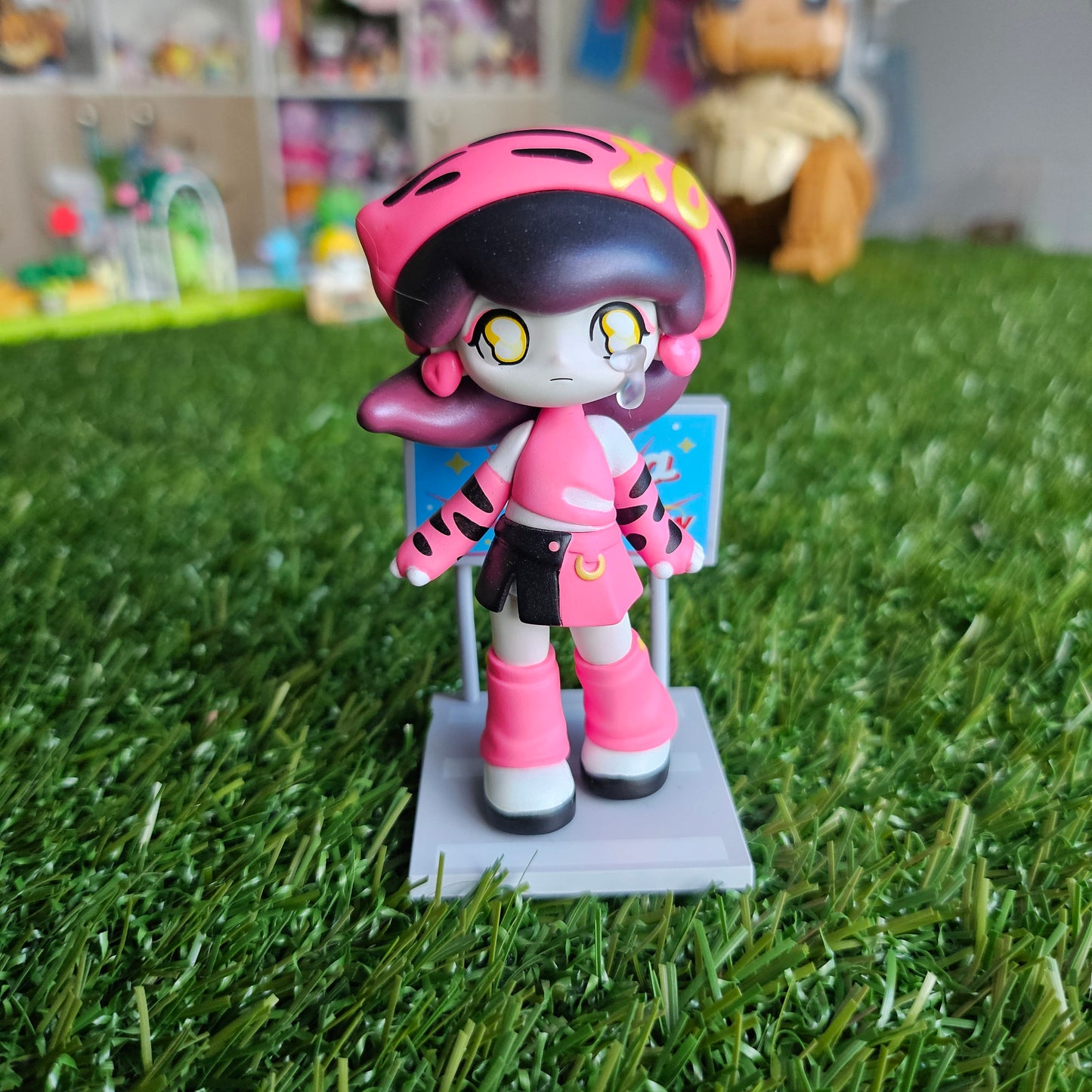 popmart azura (pink)