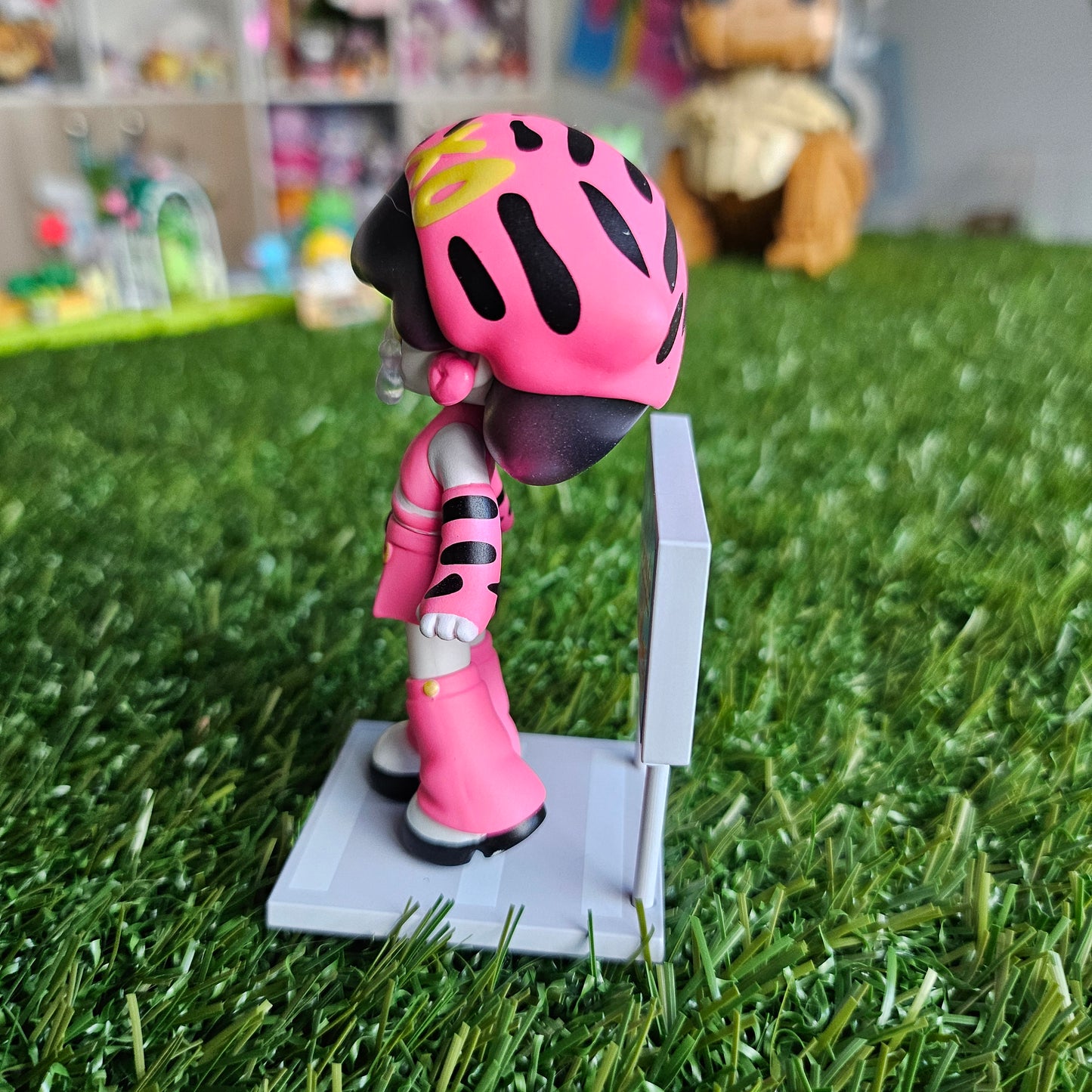 popmart azura (pink)