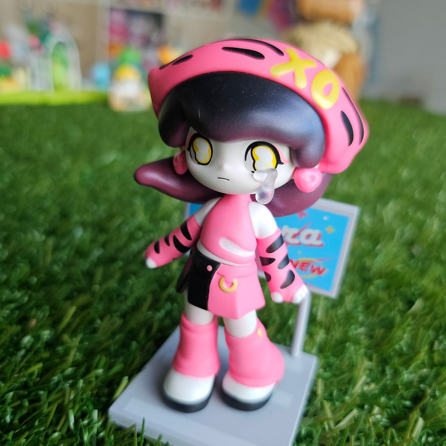 popmart azura (pink)