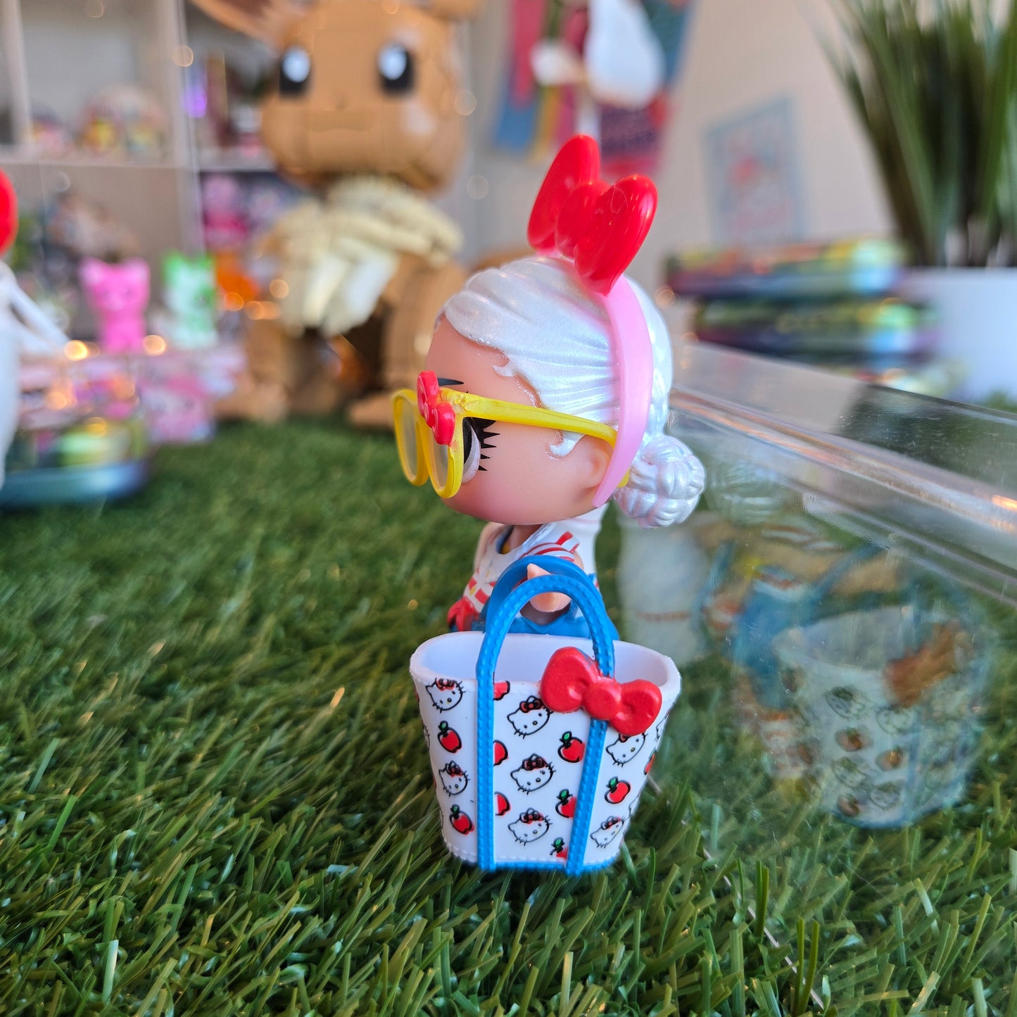 lol surprise figure (hk capsule)