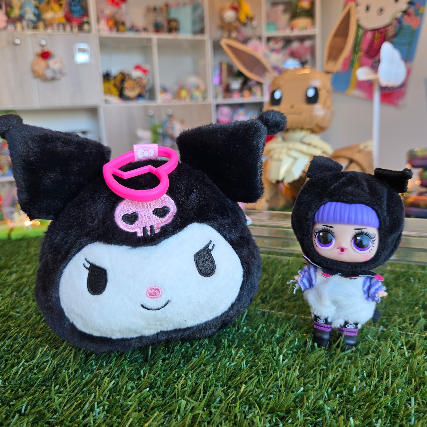 lol surprise figure (cheeky plush)