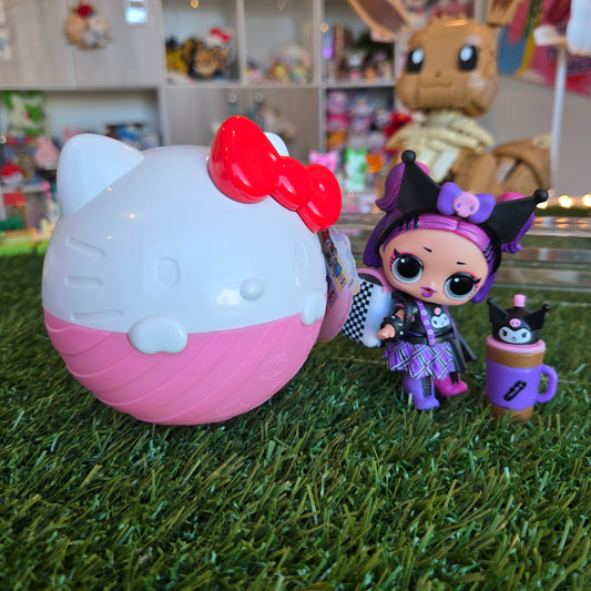 lol surprise figure (cheeky capsule)