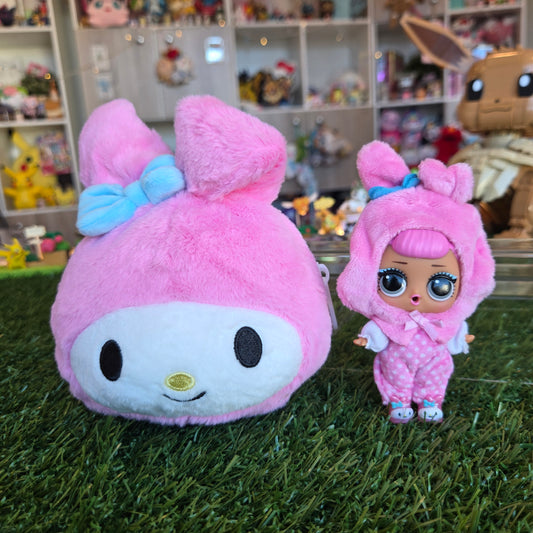 lol surprise figure (pink bunny plush)