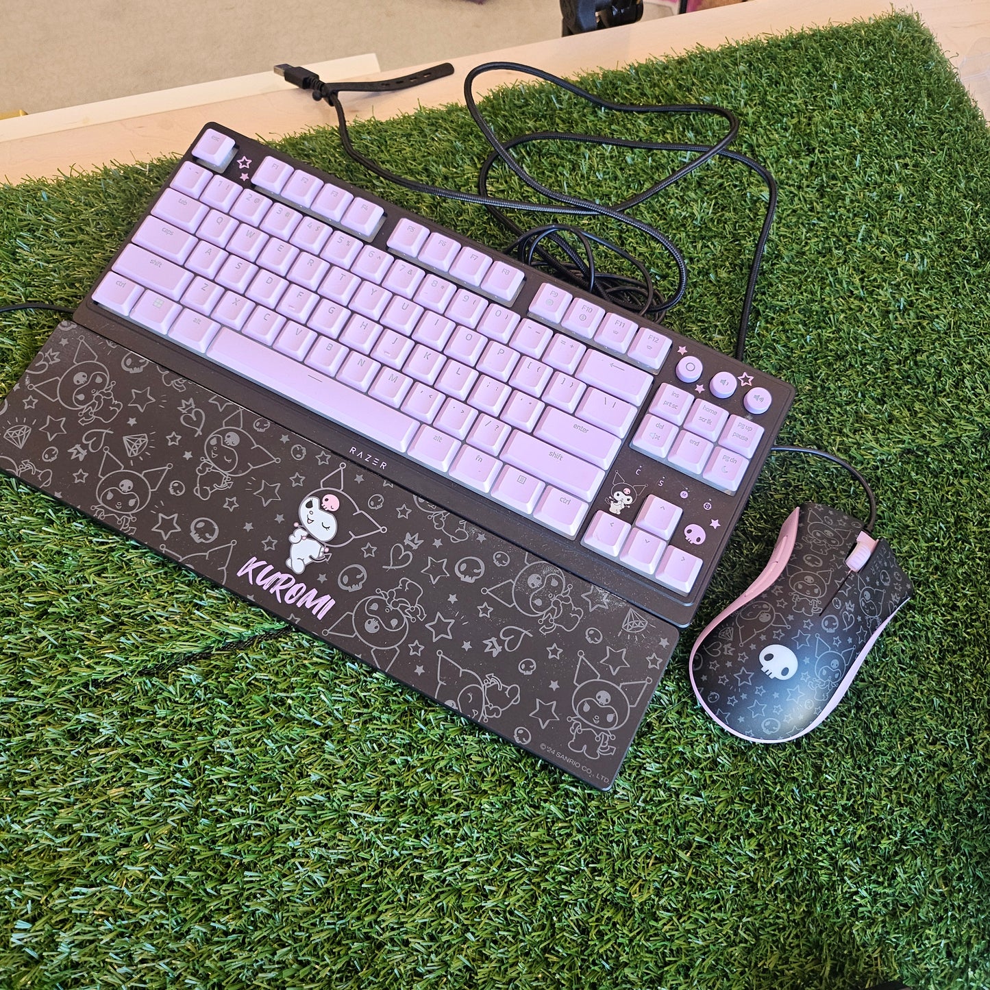 razer kuromi keyboard and mouse