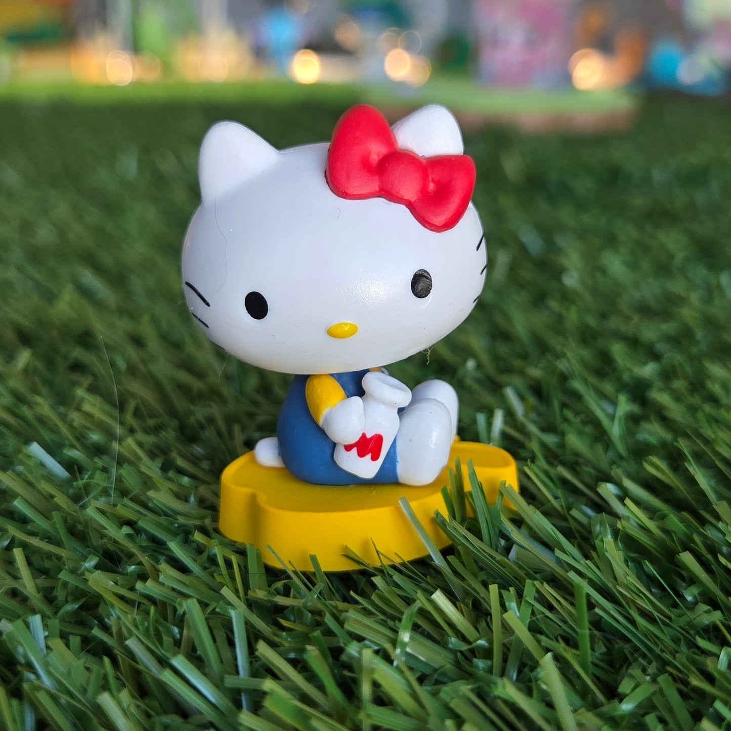 hk bobblehead figure