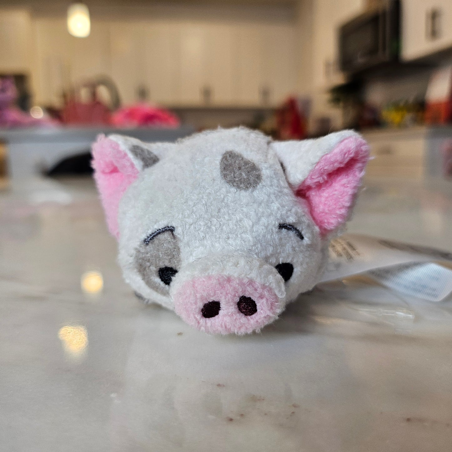 pig plushie (tsum tsum)