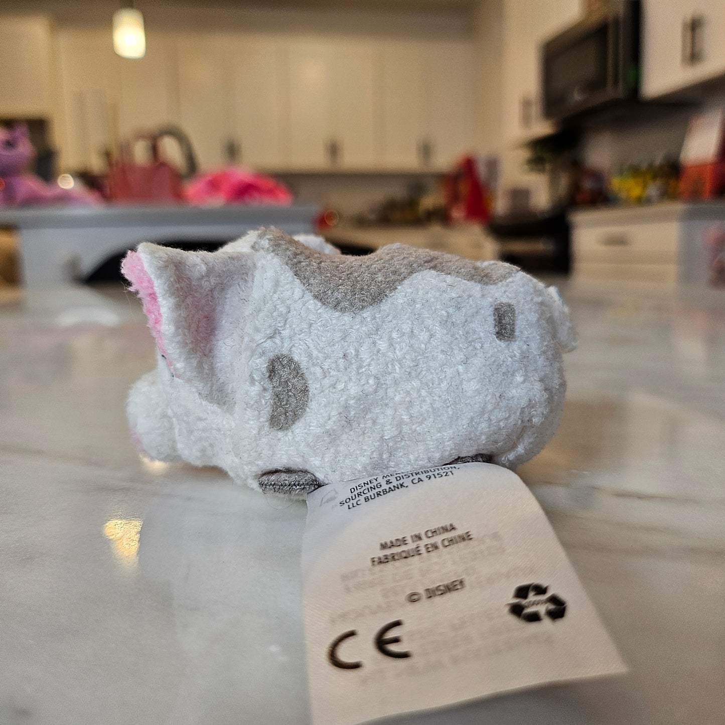 pig plushie (tsum tsum)