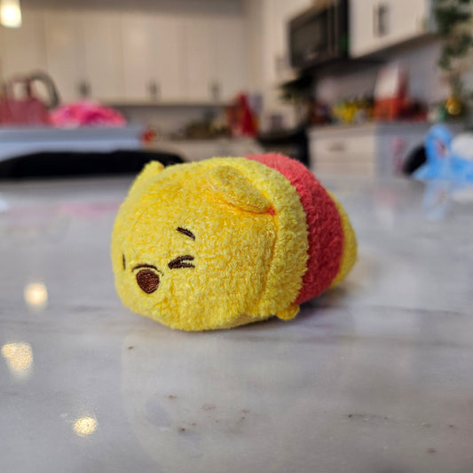 bear plushie (tsum tsum)