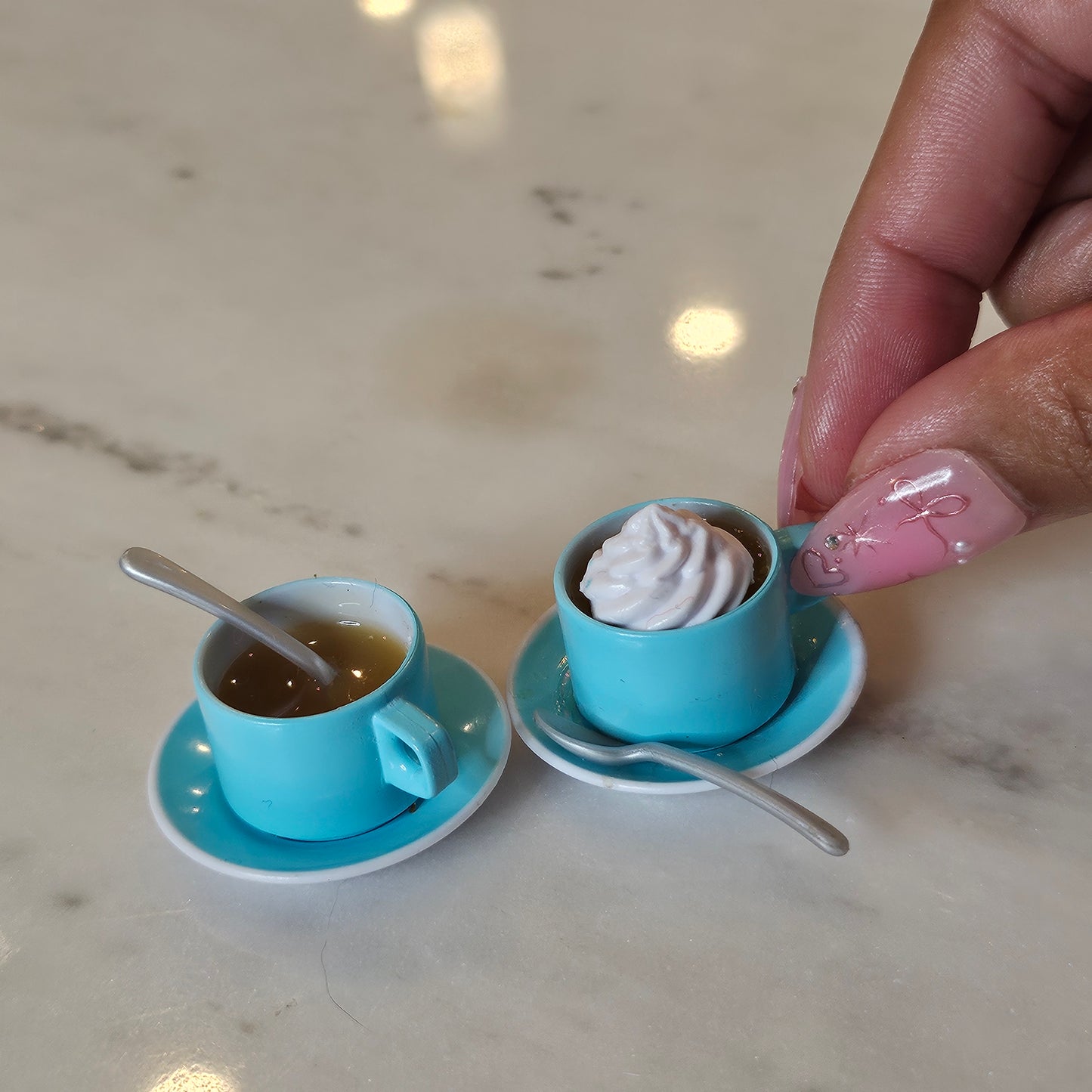pair of coffees miniature