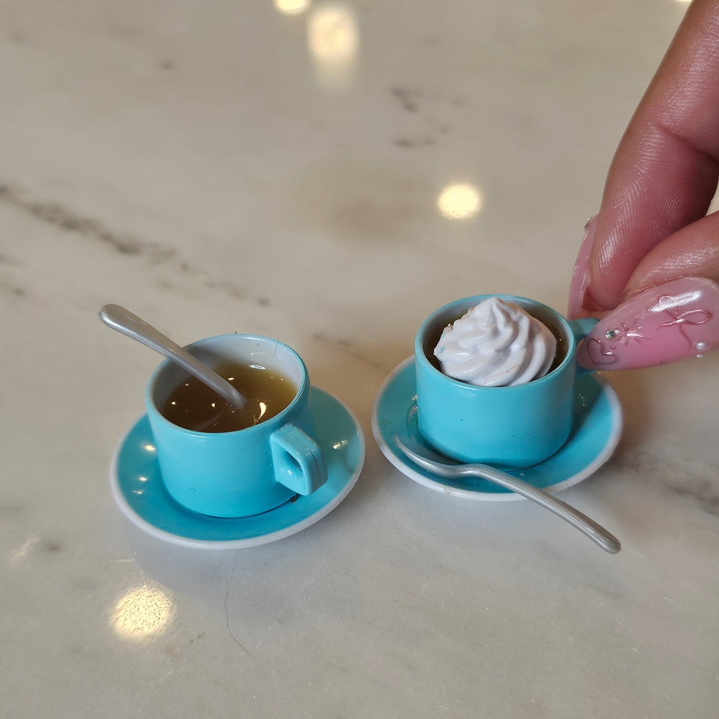 pair of coffees miniature