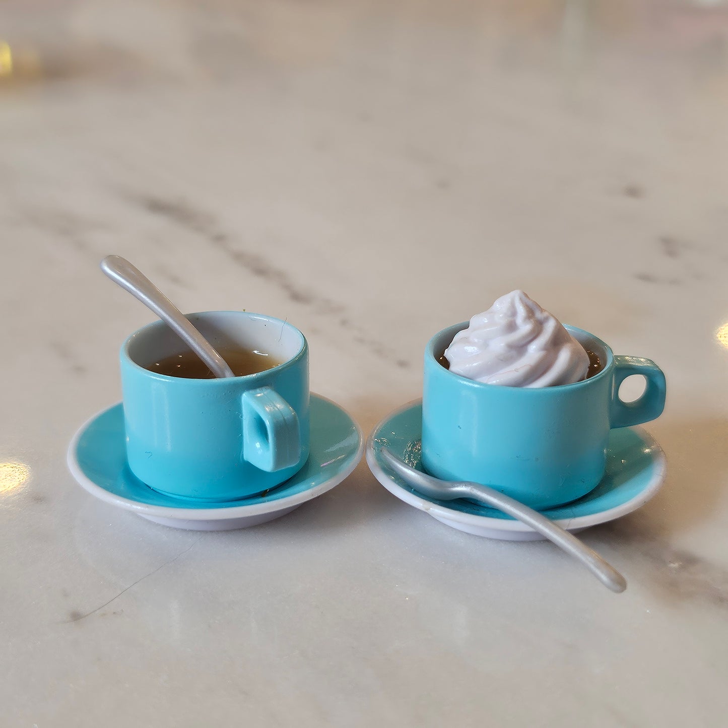 pair of coffees miniature