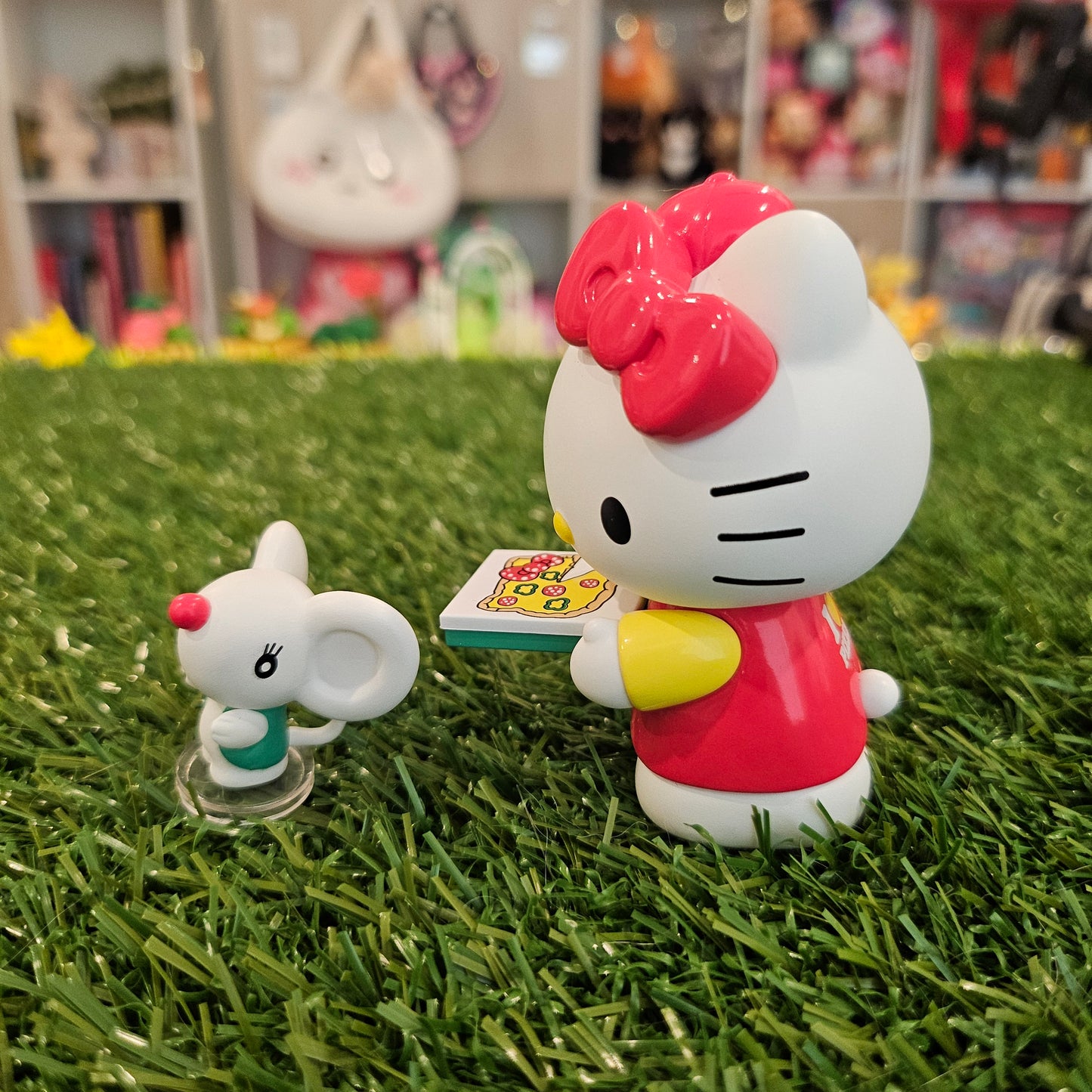 hk pizza shop diary figure