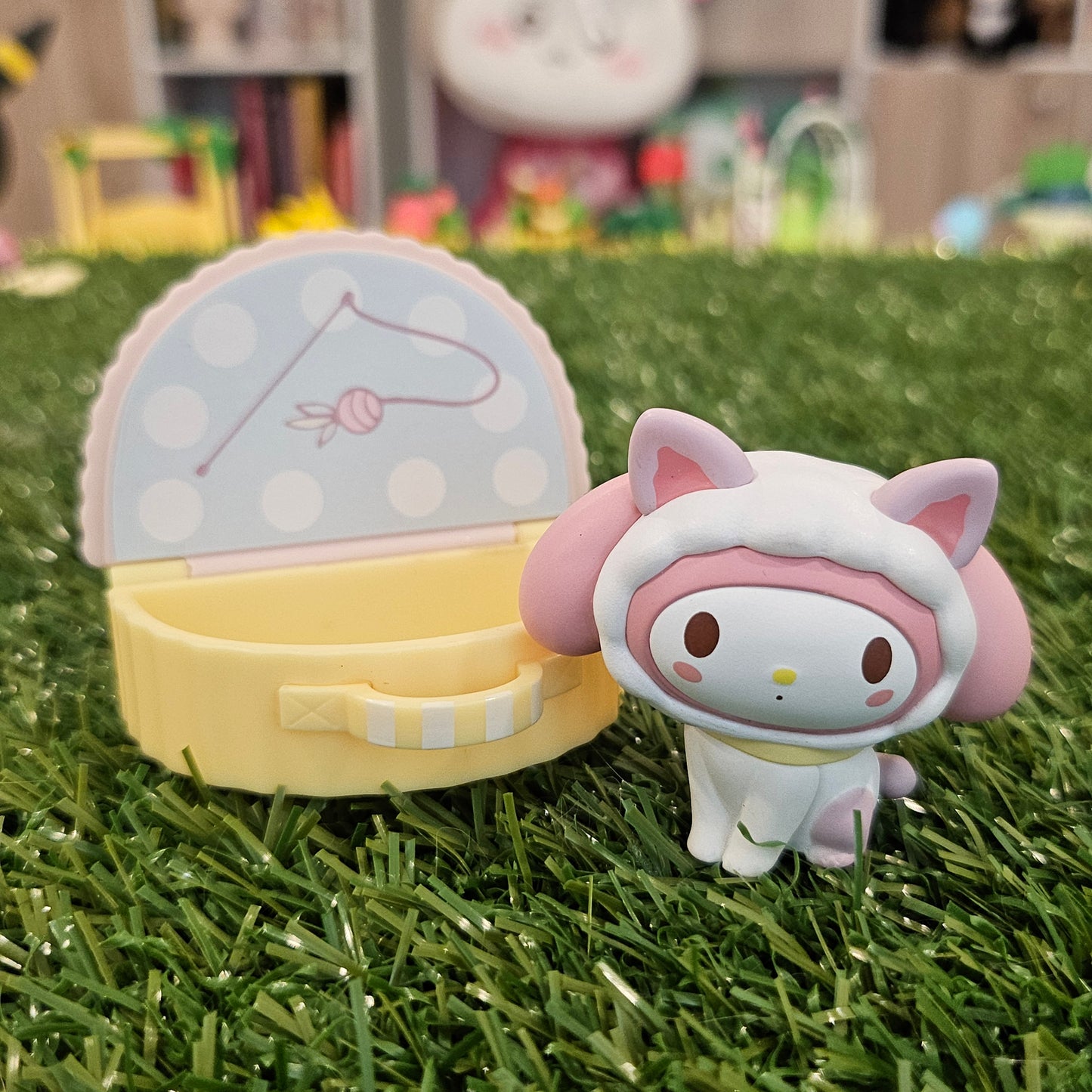 pink bunny meow cat figure