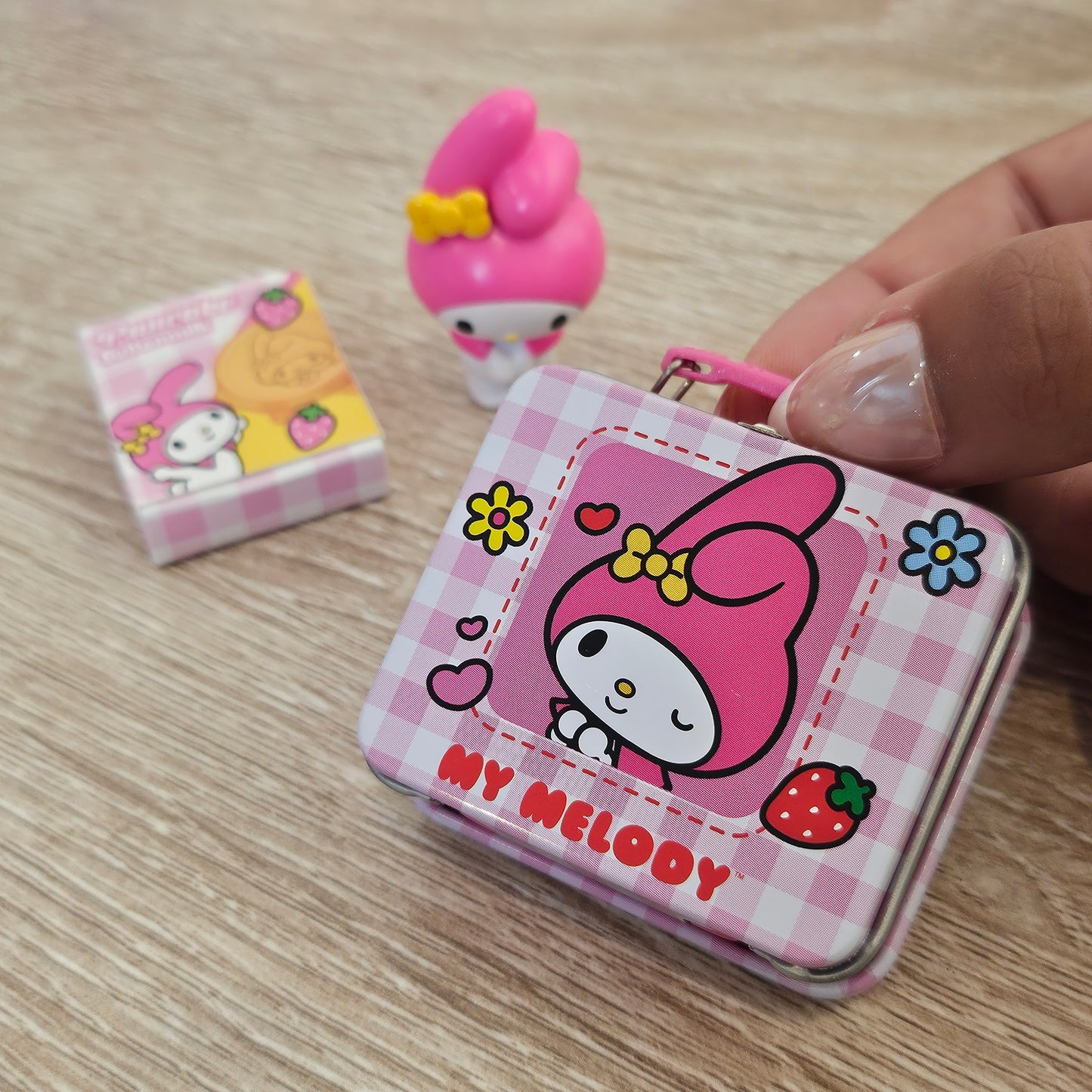 pink bunny lunchbox
